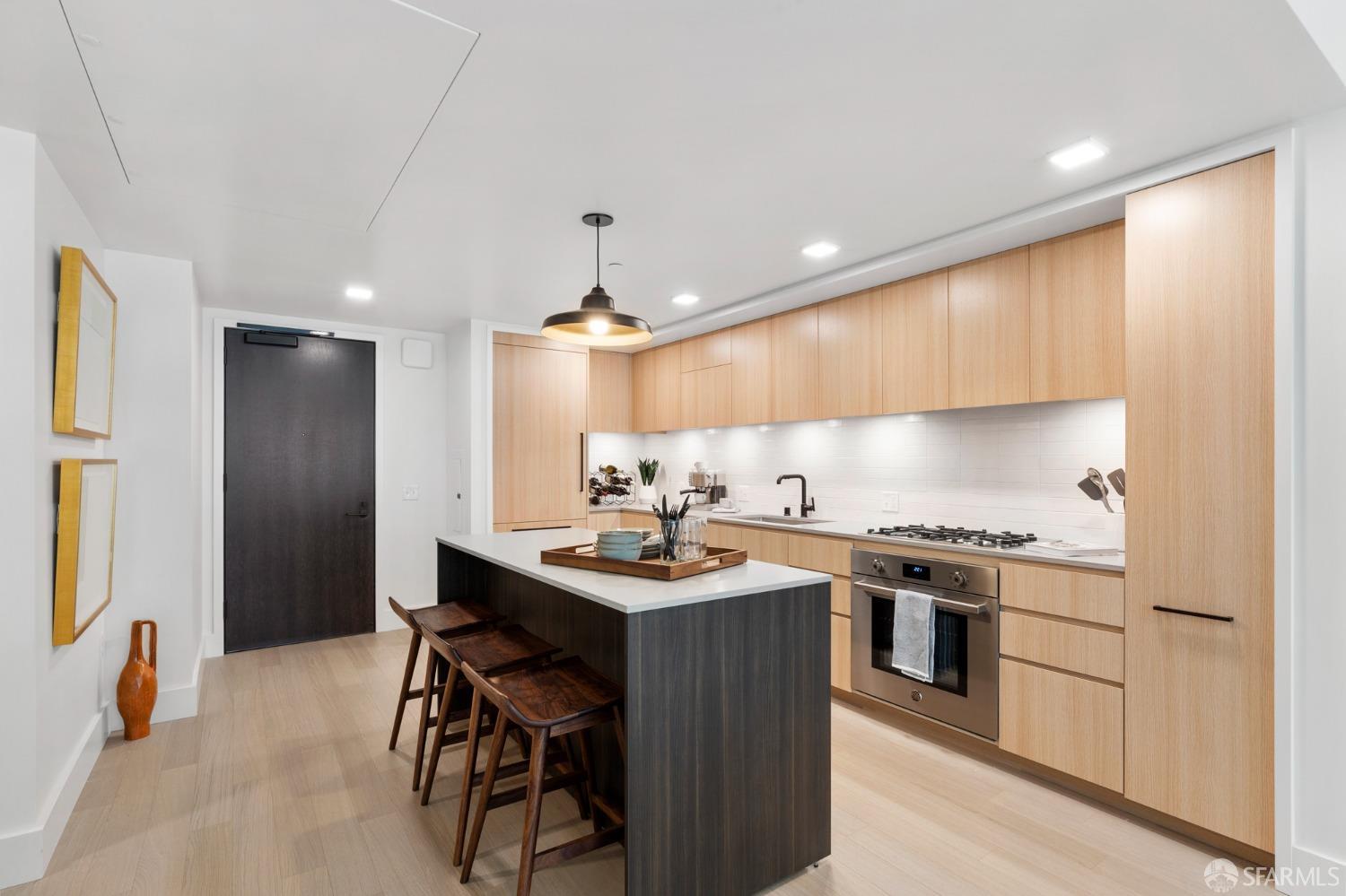 950 Tennessee Street # 318
