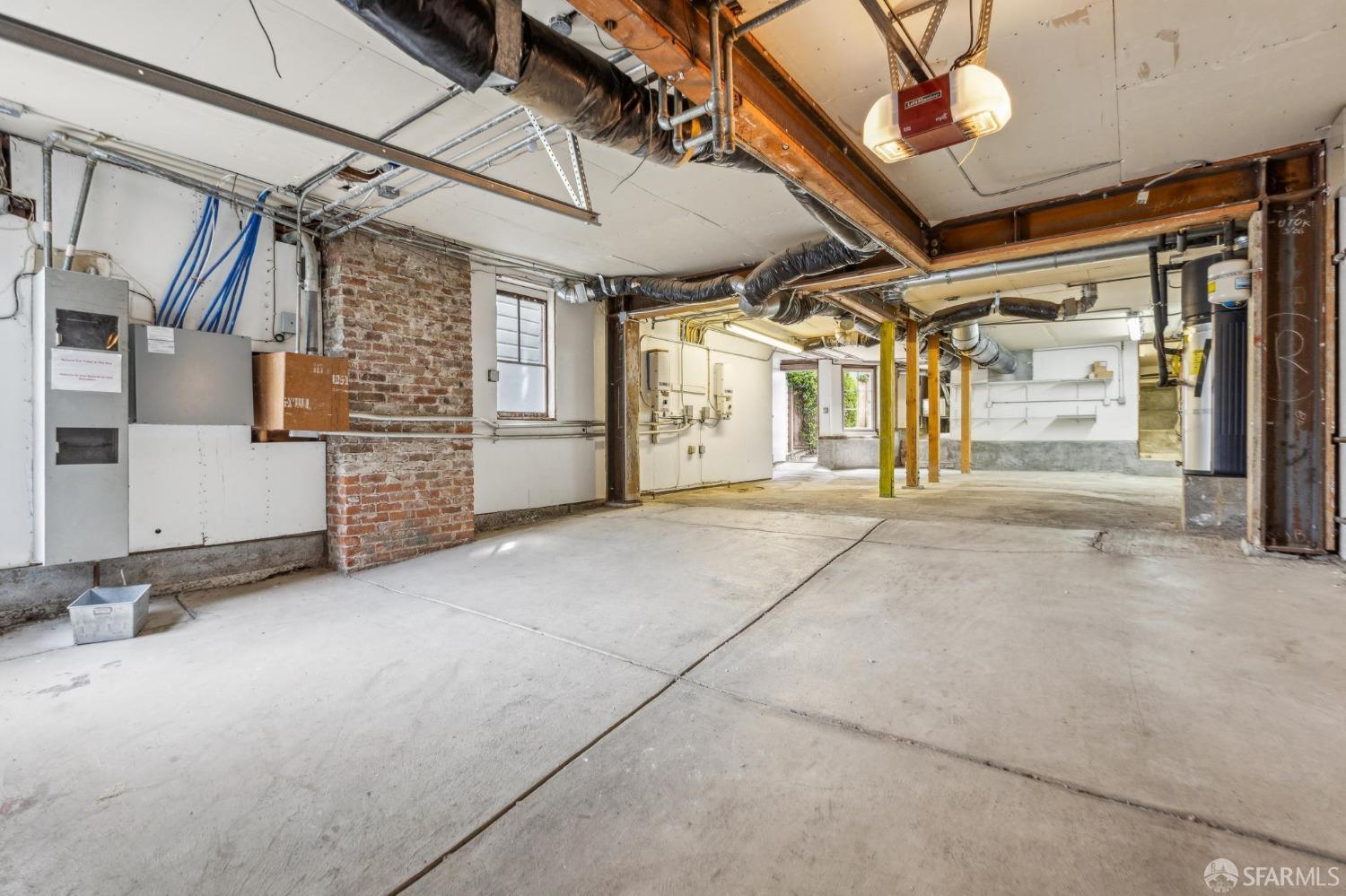 1034 Noe Street