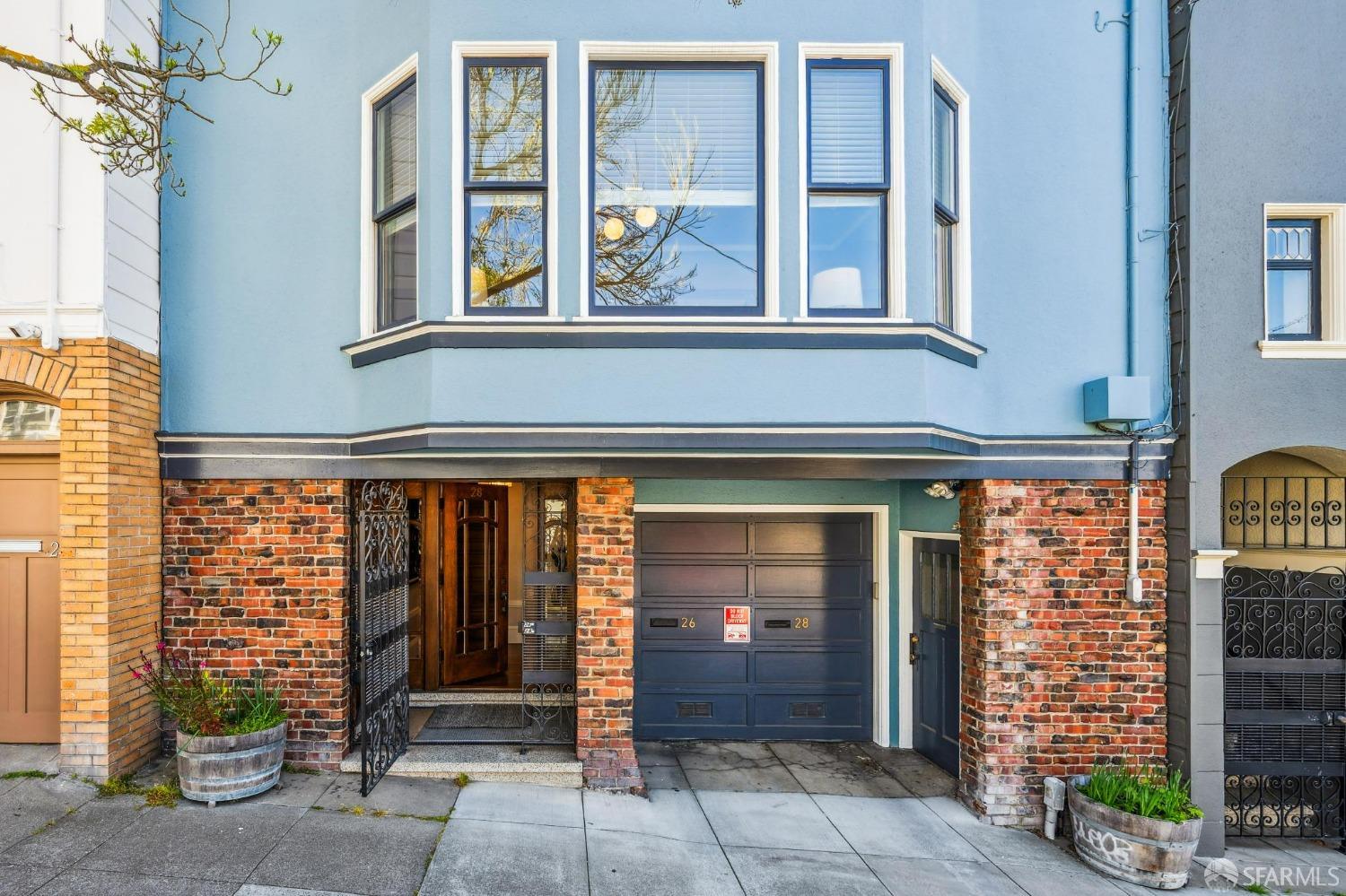 28 Clayton Street