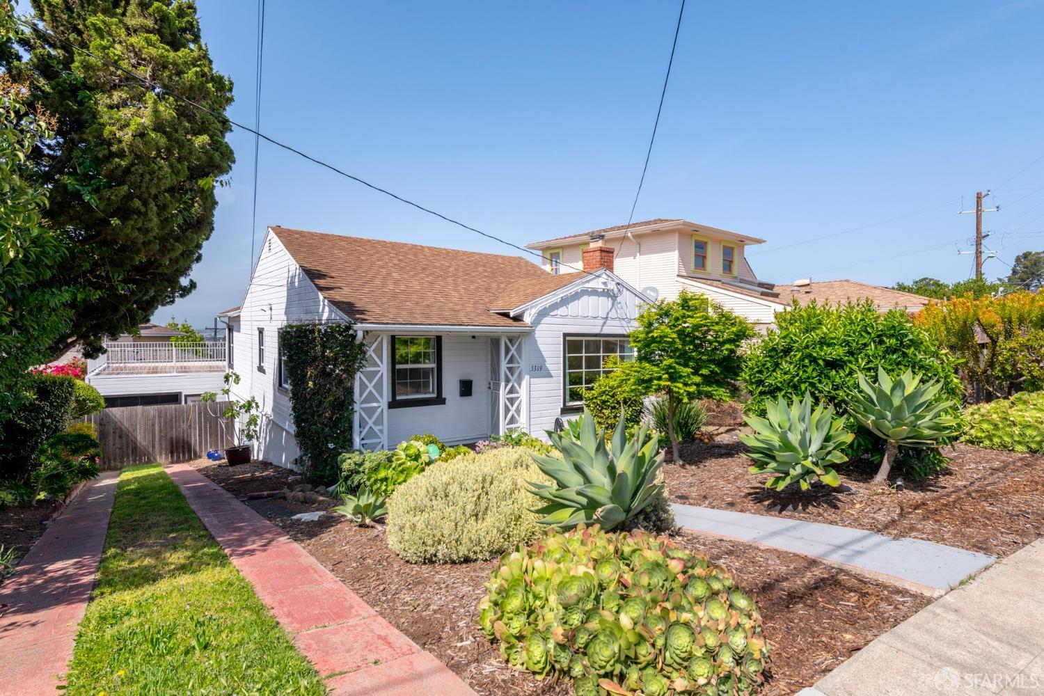 3319 Herrier Street