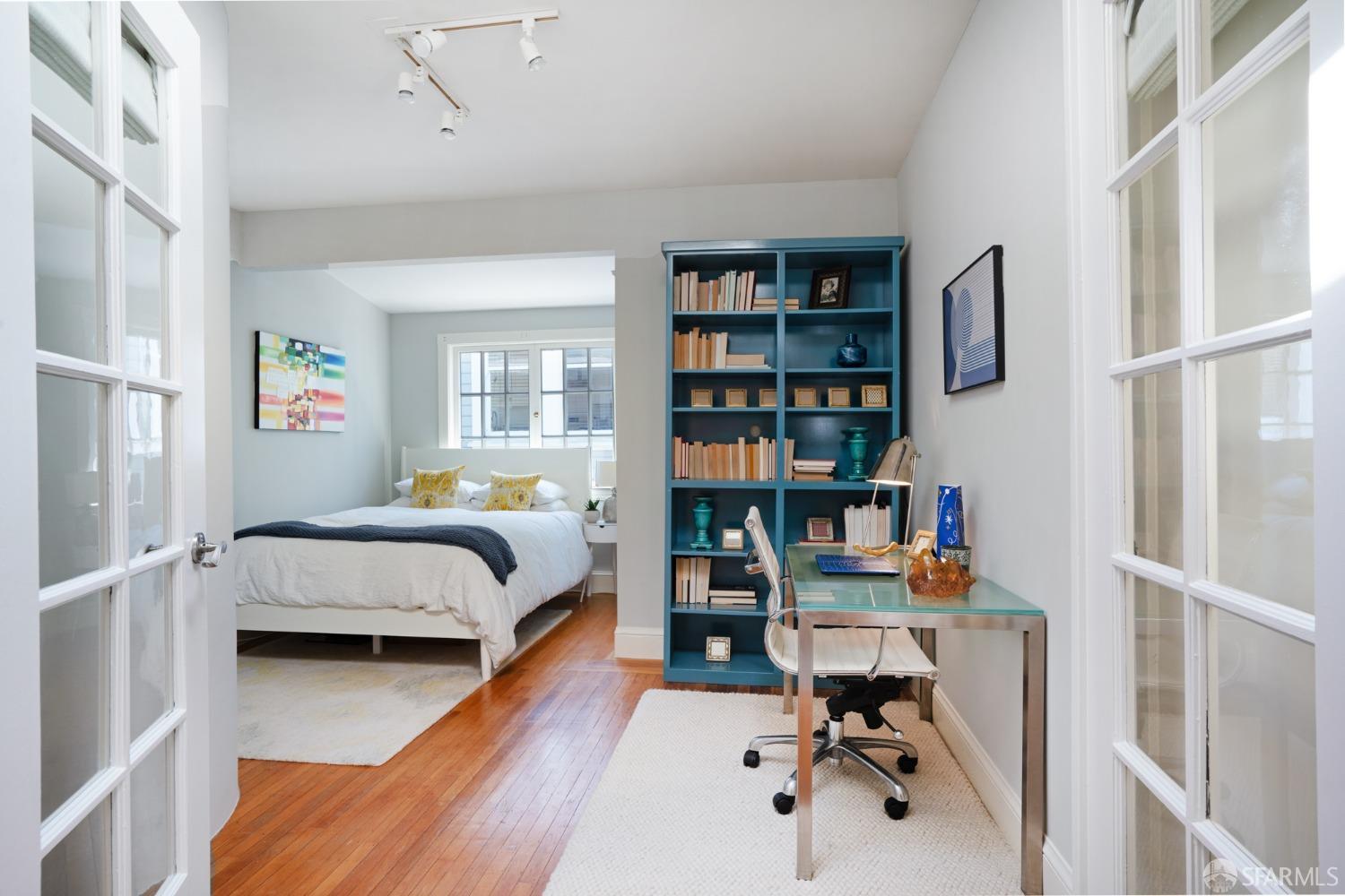 2932 Baker Street