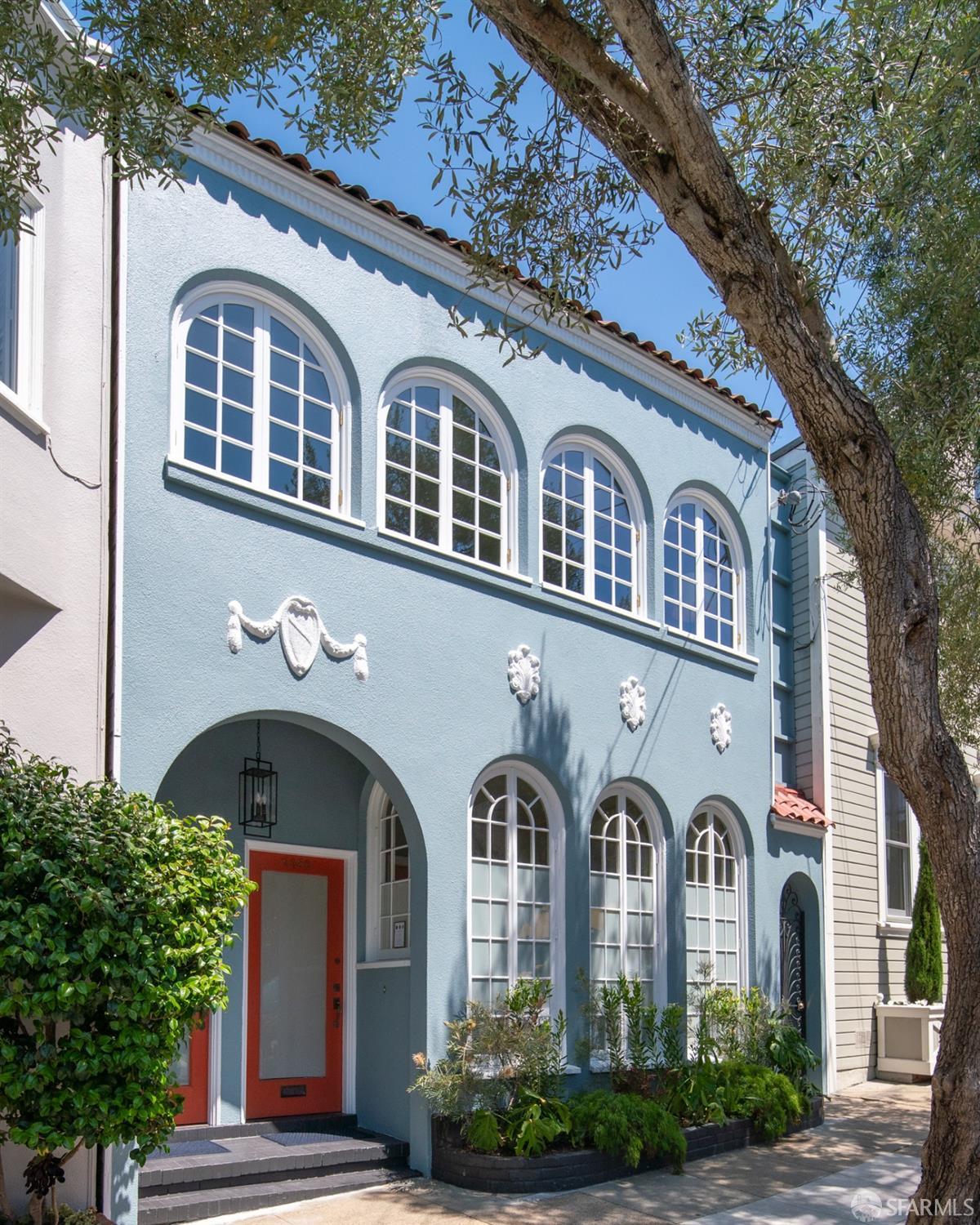 2932 Baker Street