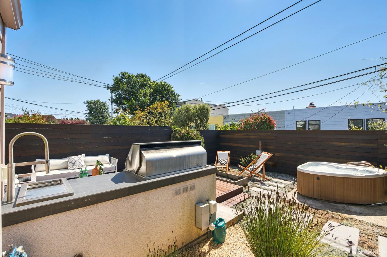 79 Meadowbrook Drive