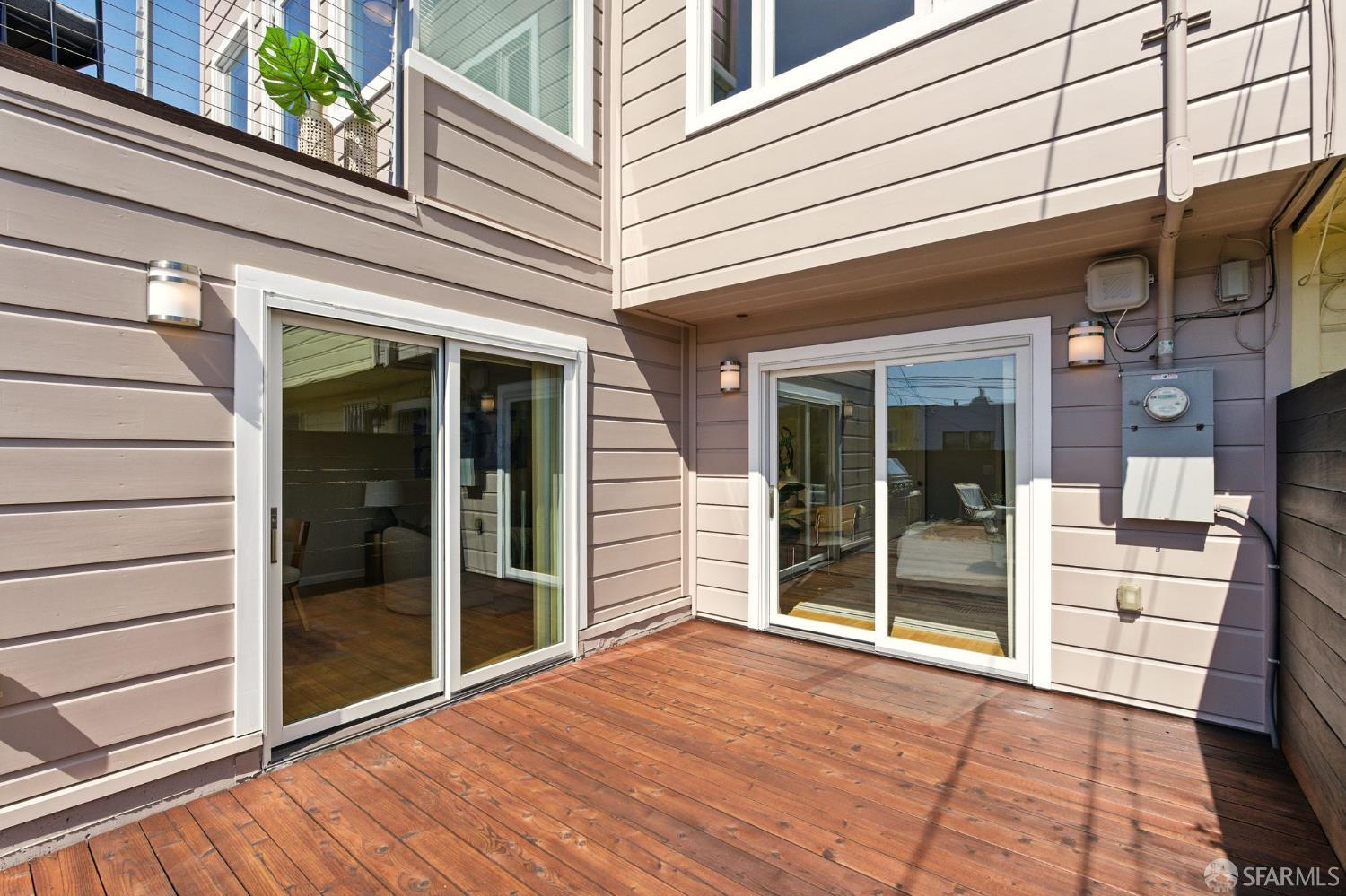 79 Meadowbrook Drive