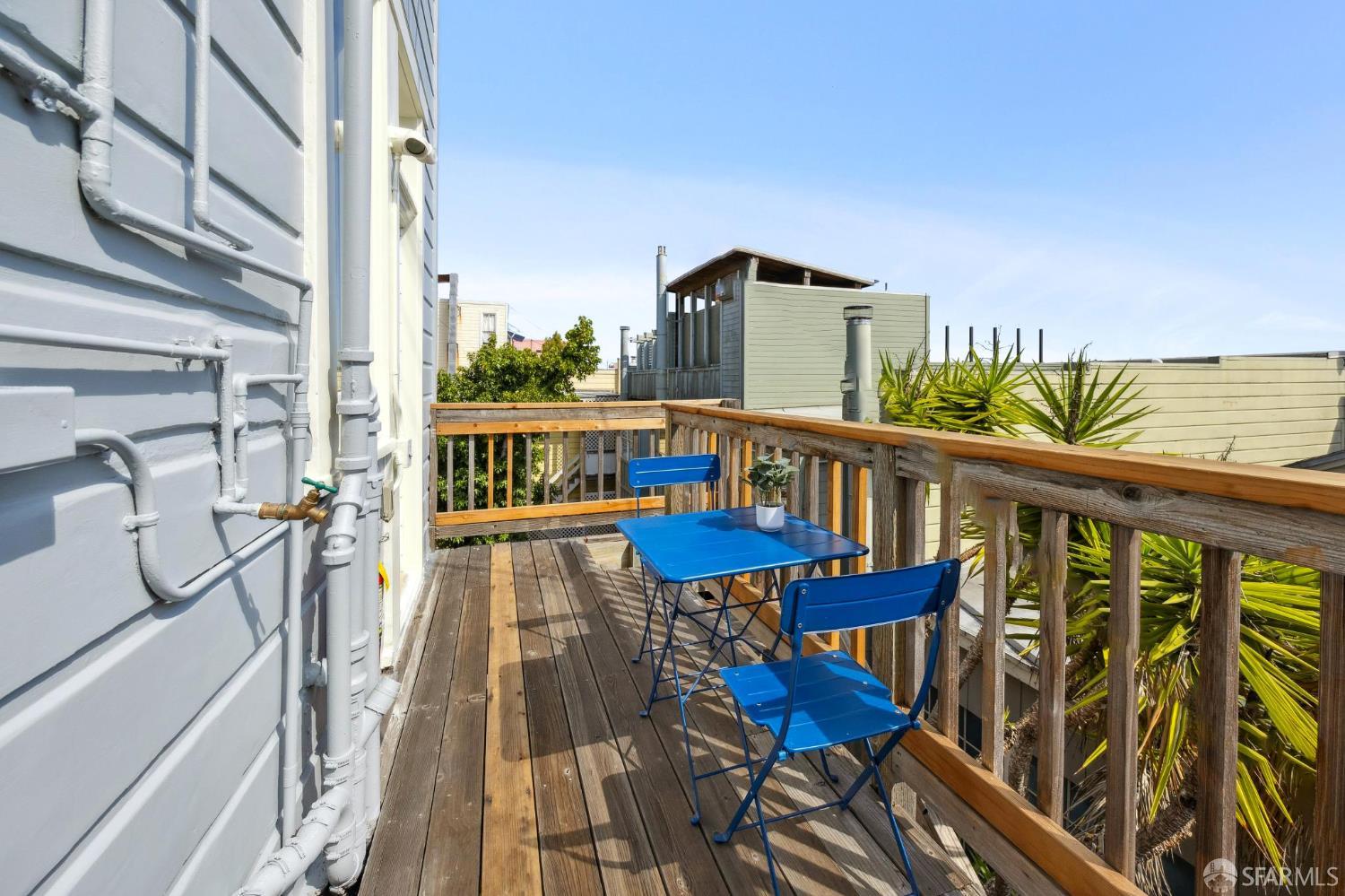 563 Haight Street