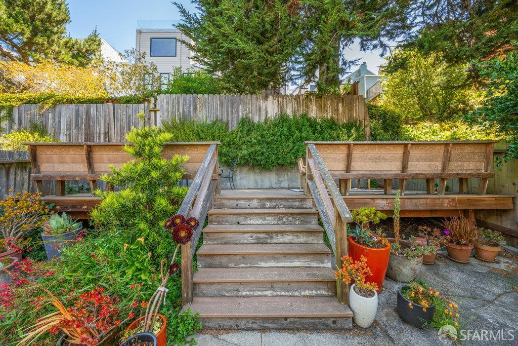 764 Cole Street # 1