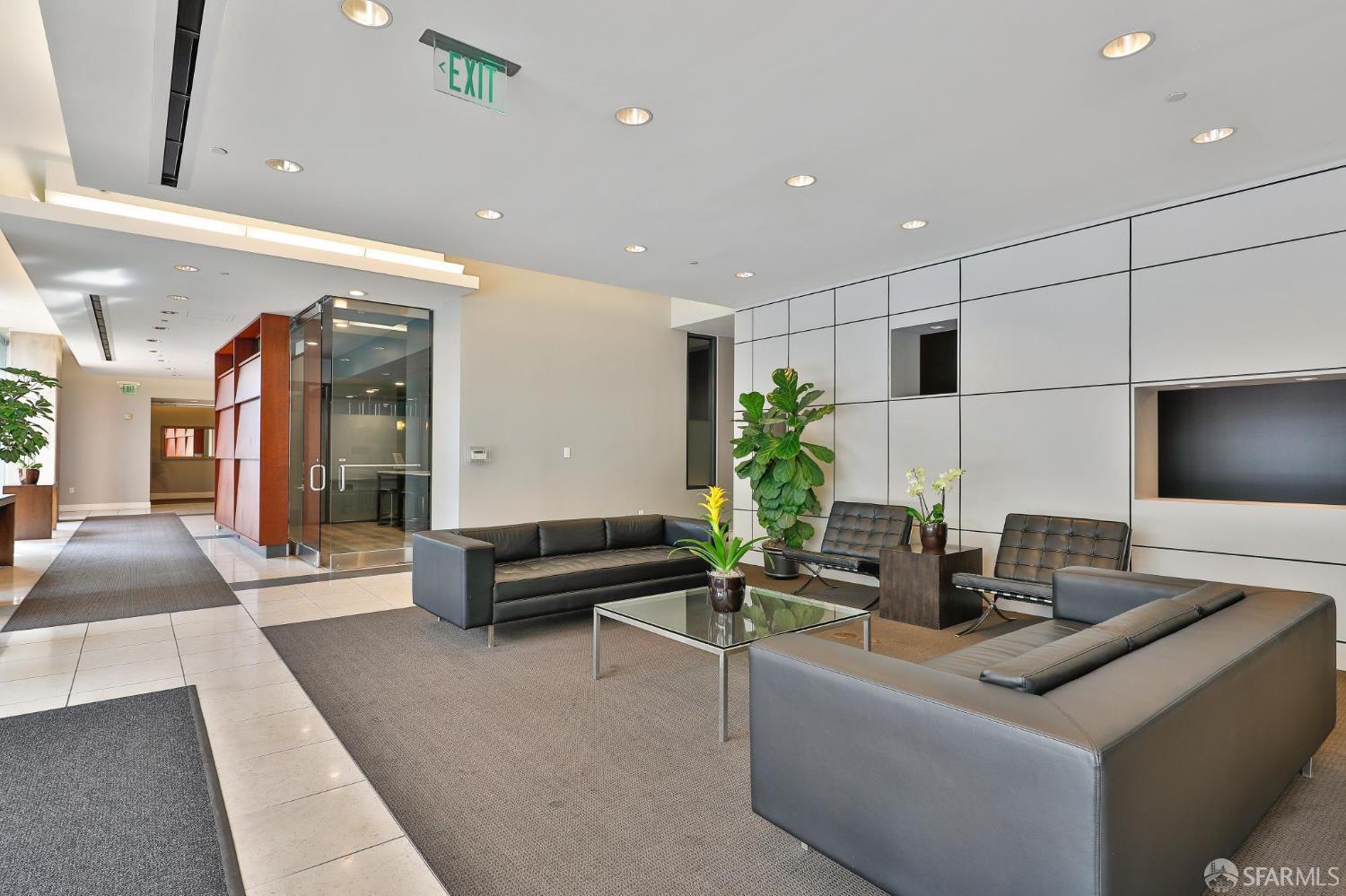 250 King Street # 1308