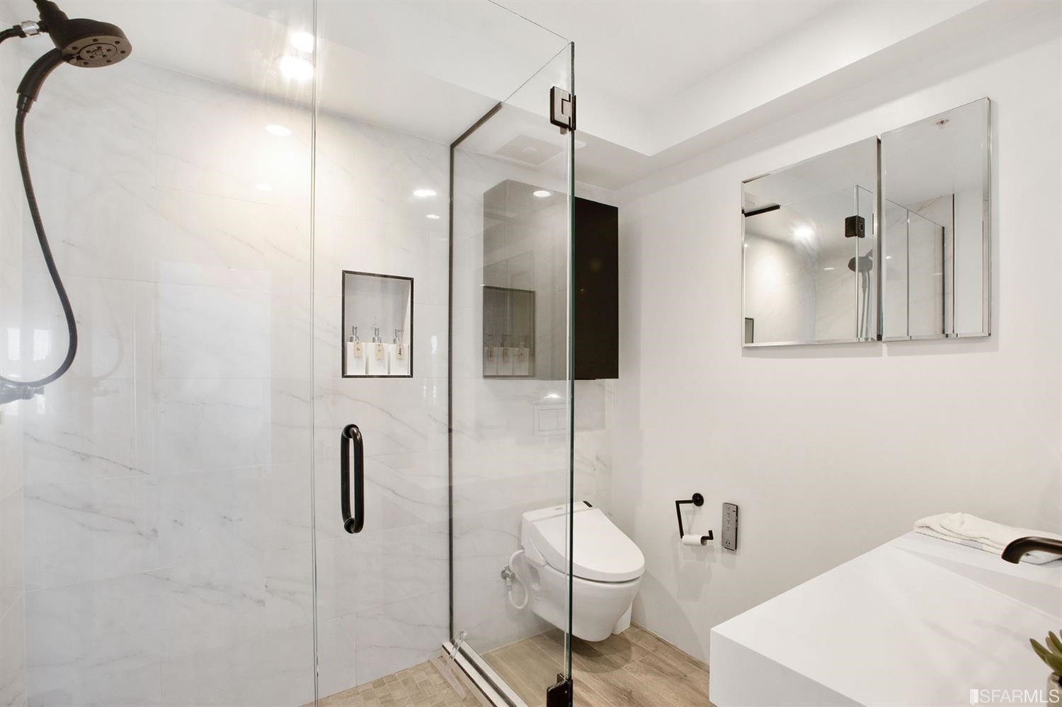 Place Unit: 28