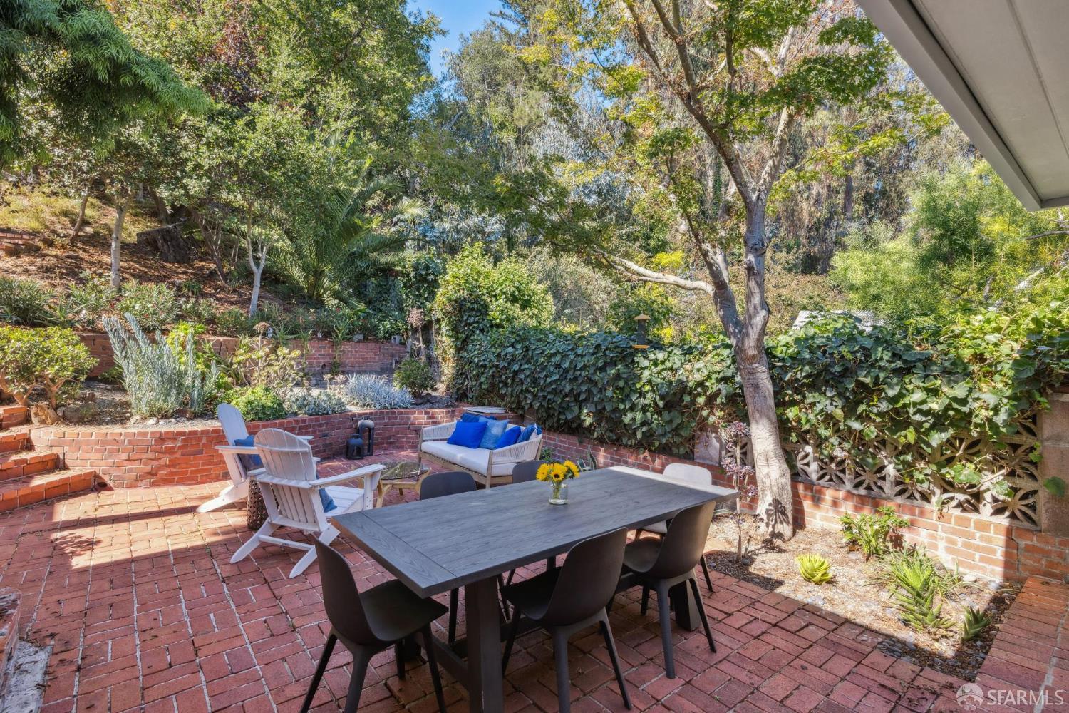 5969 Bruns Court