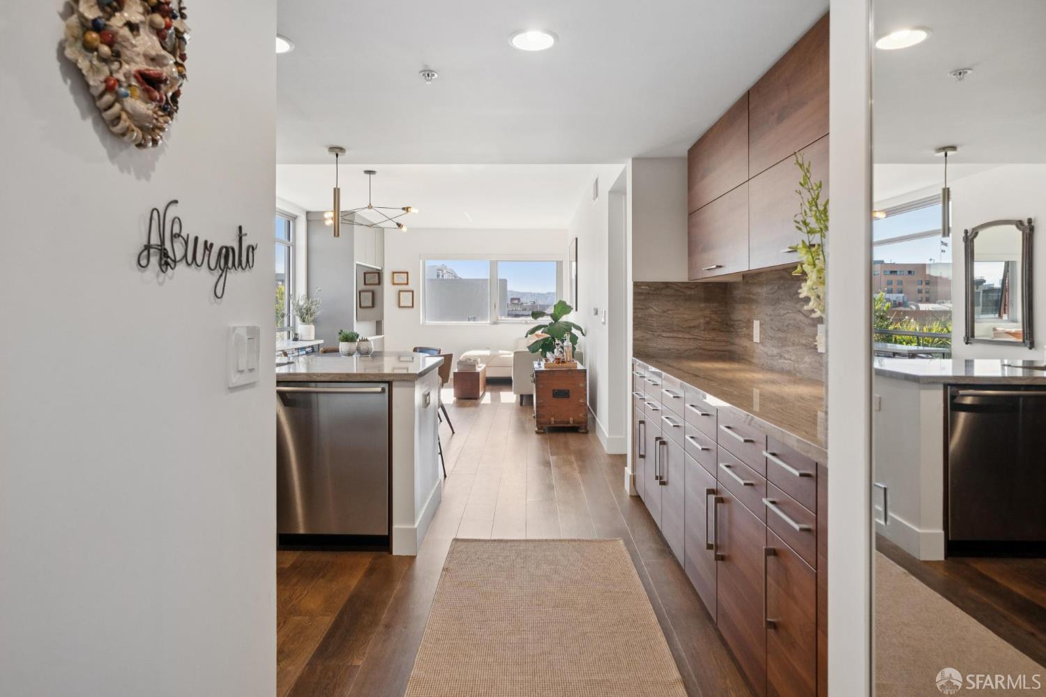 72 S Townsend Street # 806