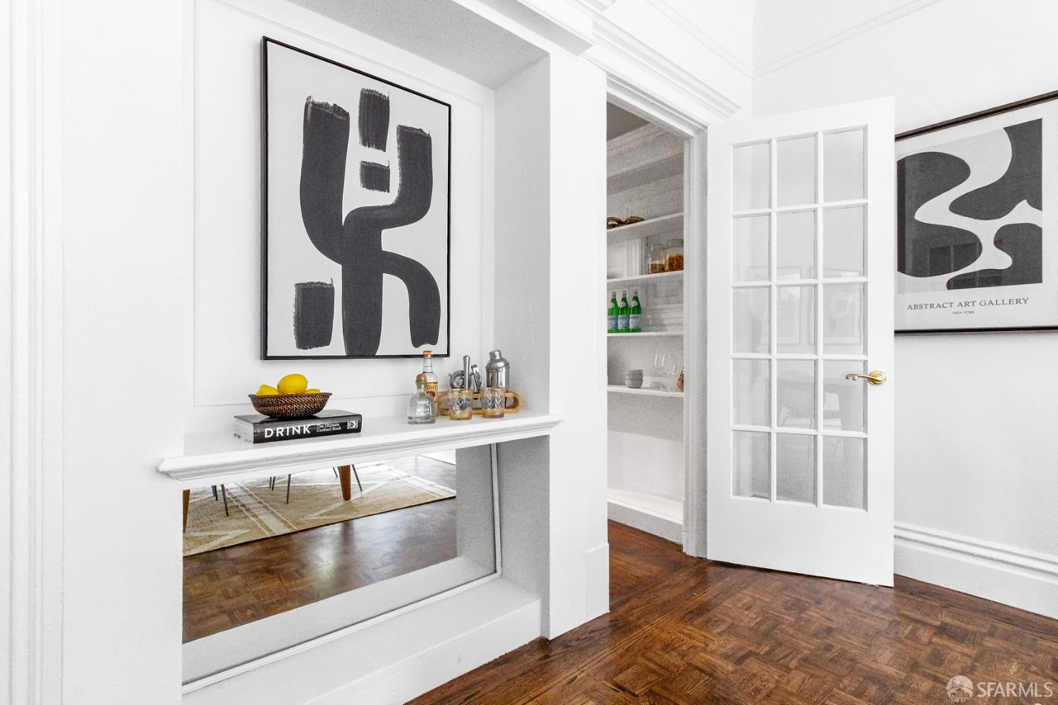 525 Baker Street