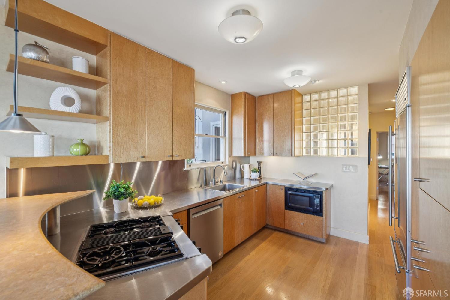 1440 Montgomery Street # 21