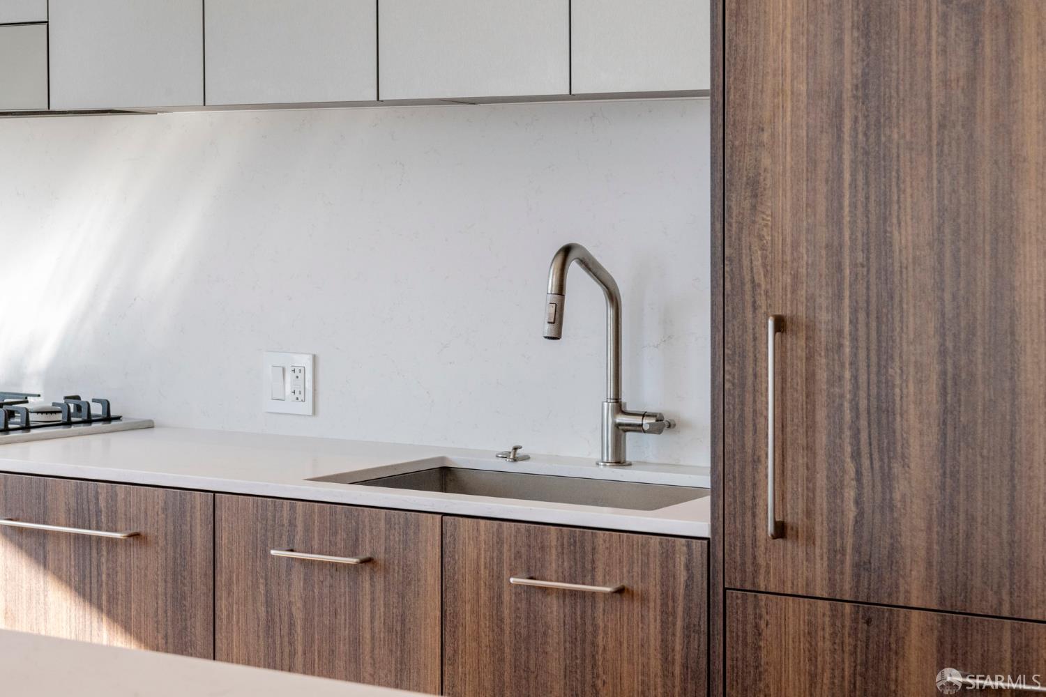 280 Spear Street # 31C