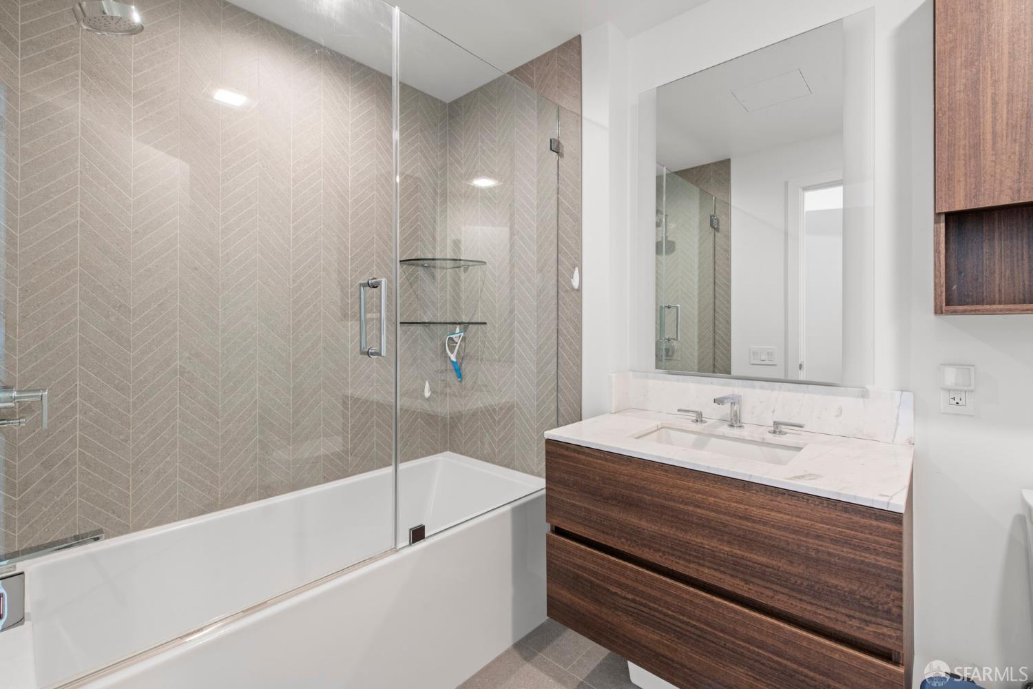 280 Spear Street # 31C