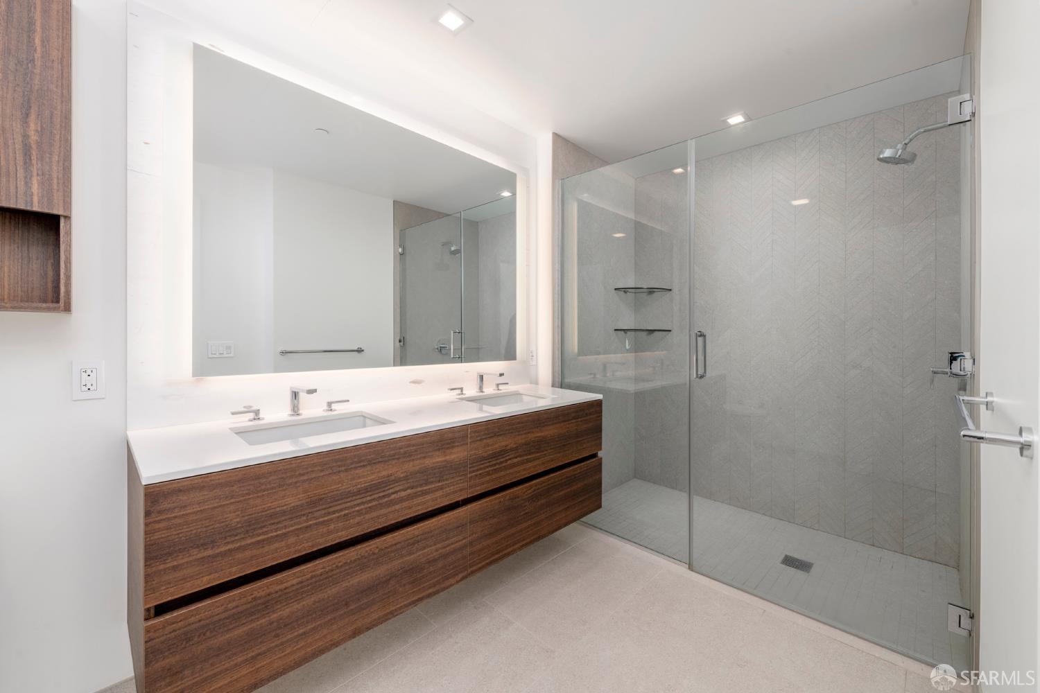280 Spear Street # 31C