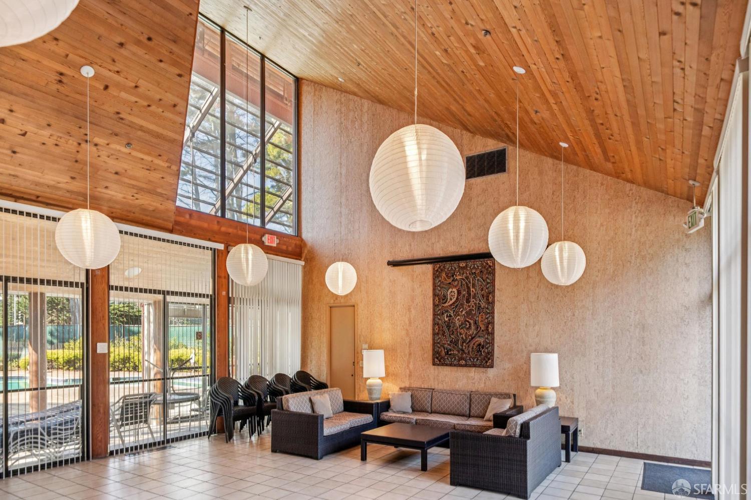 235 N Lake Merced Hills