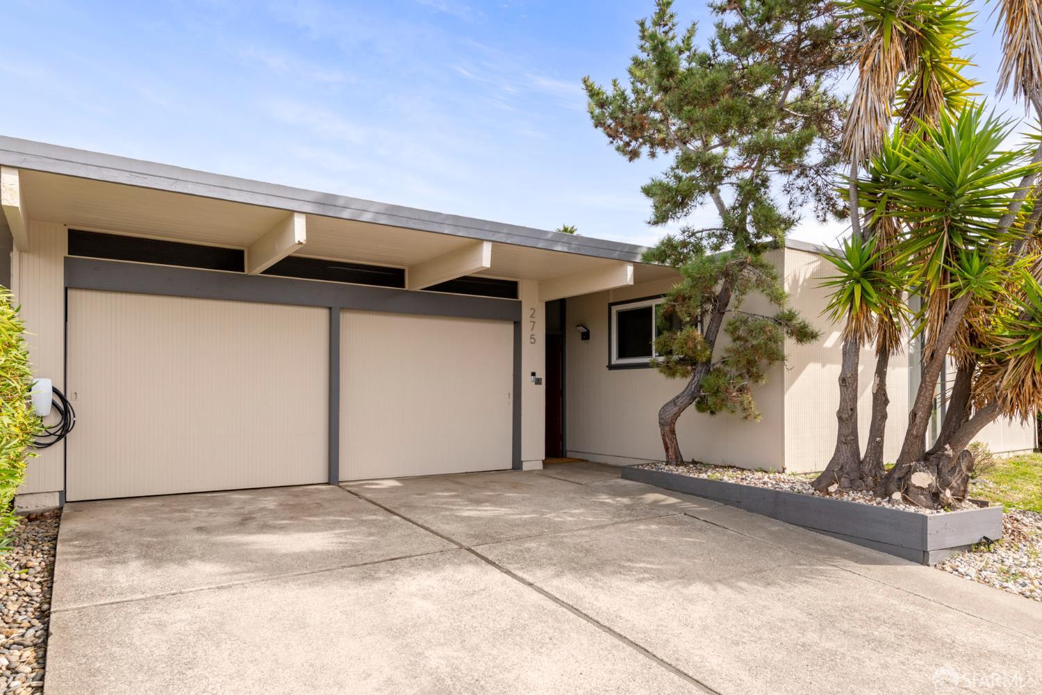 275 Puffin Court