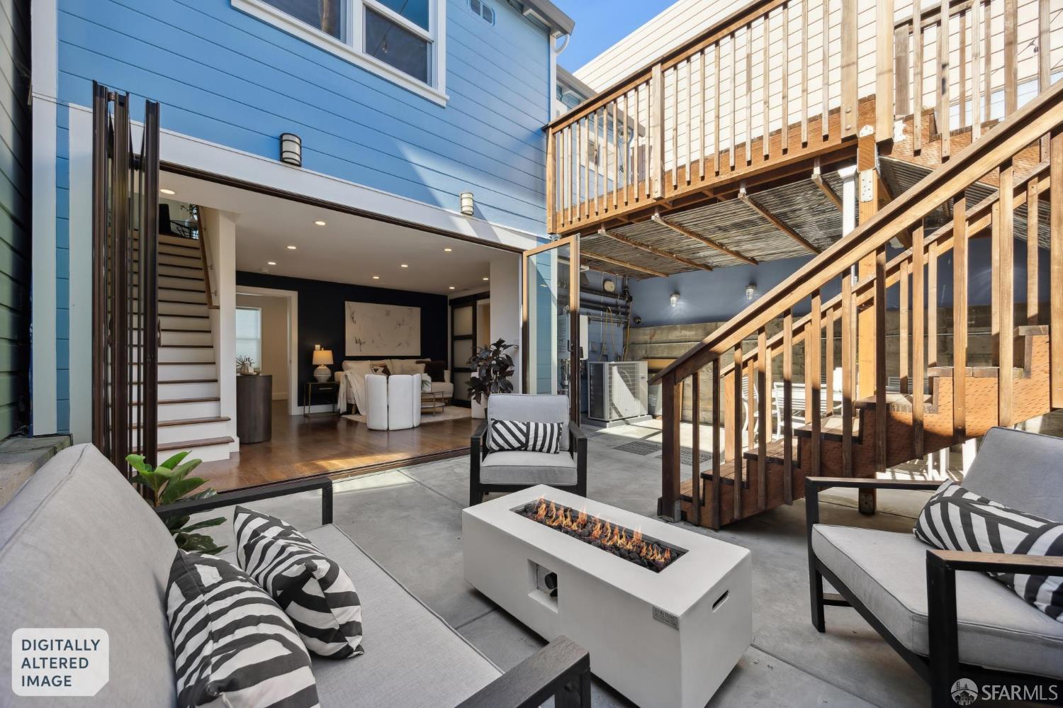 537 Moultrie Street