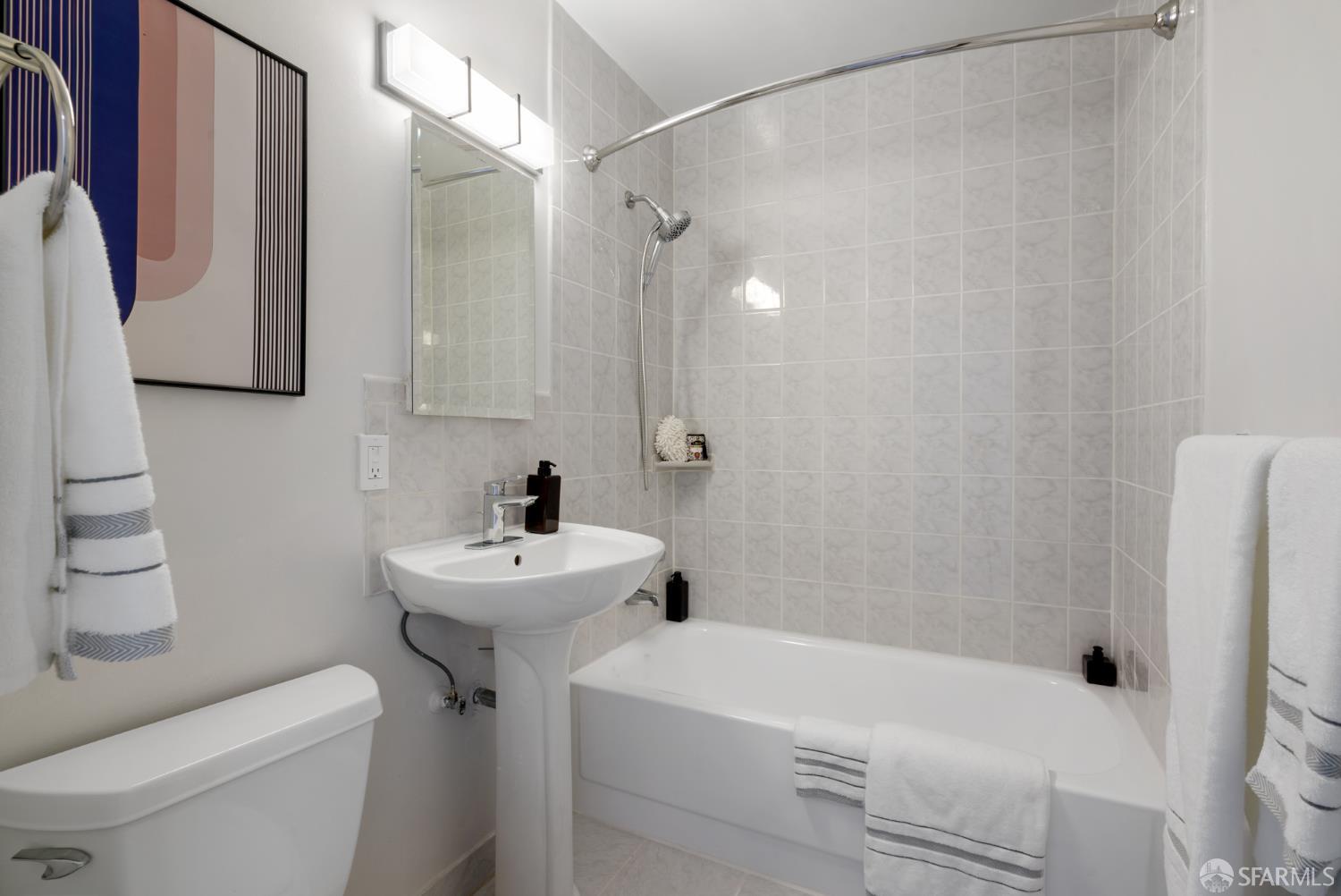 25 Galilee Lane # 5