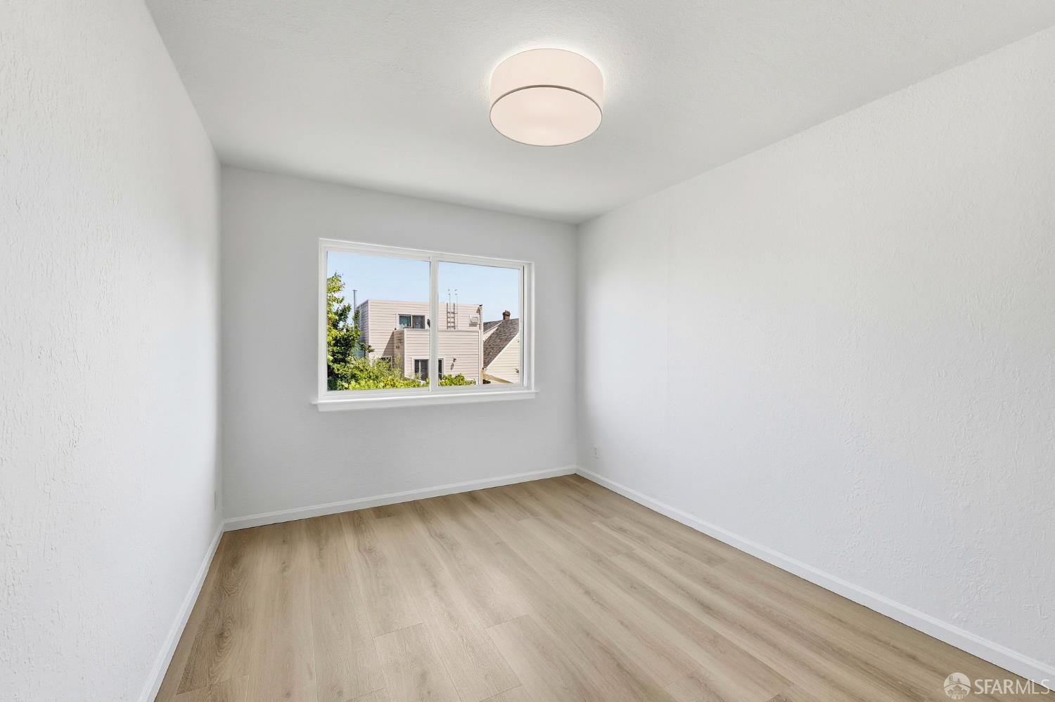 1770-1772 Quesada Avenue