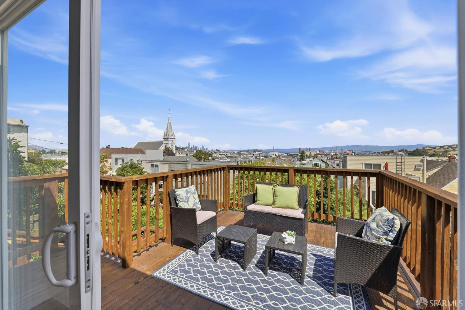 1770-1772 Quesada Avenue