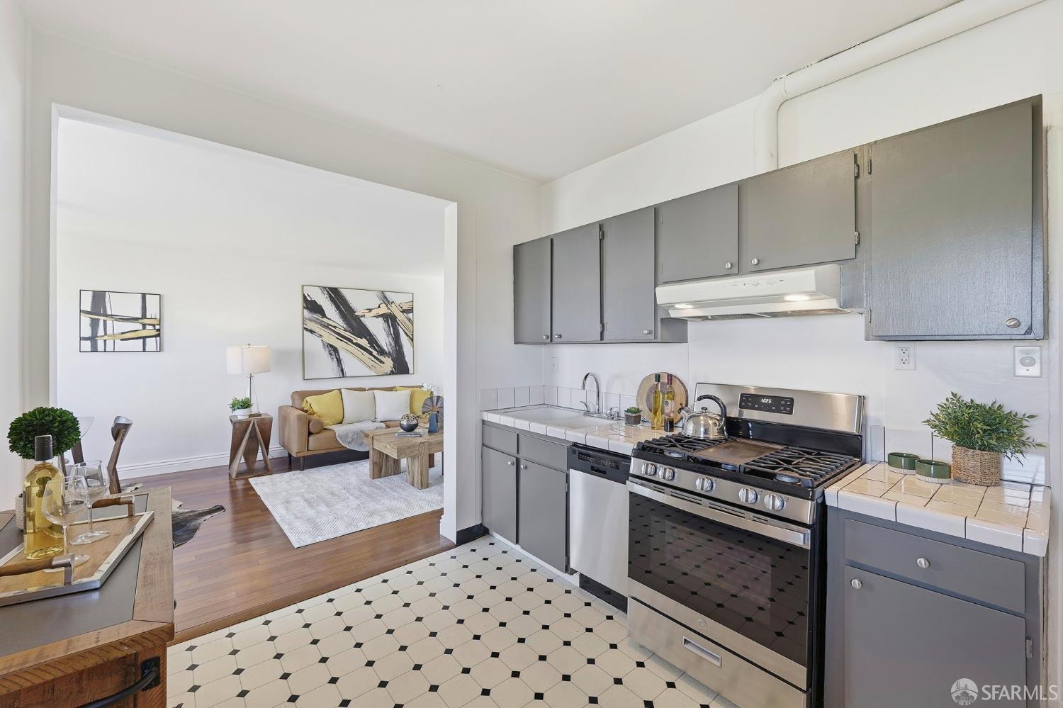 1770-1772 Quesada Avenue