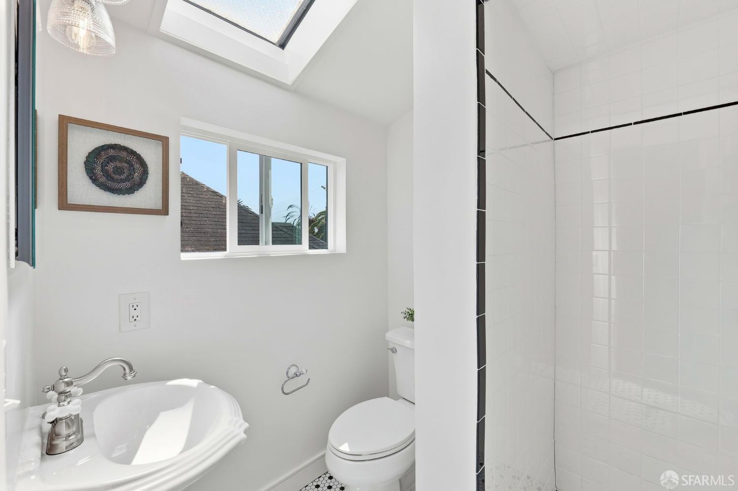 1770-1772 Quesada Avenue