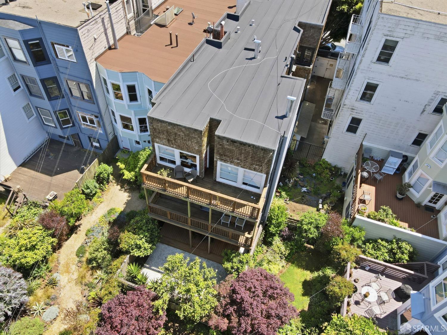 136 Parnassus Avenue # 4