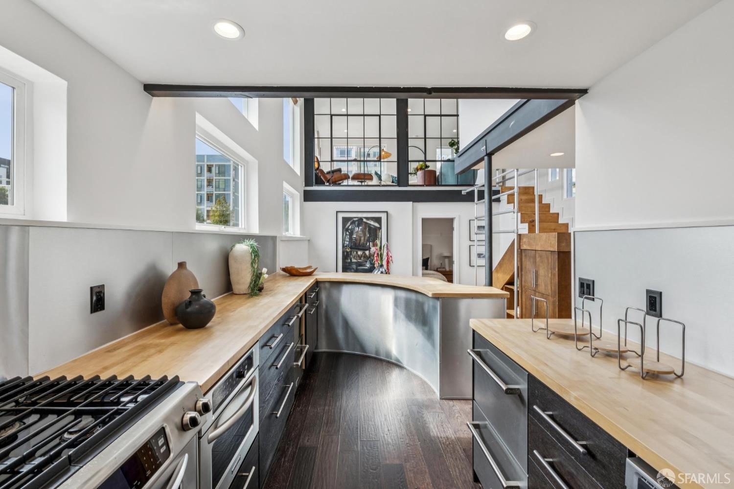 300 Channel Street # 14