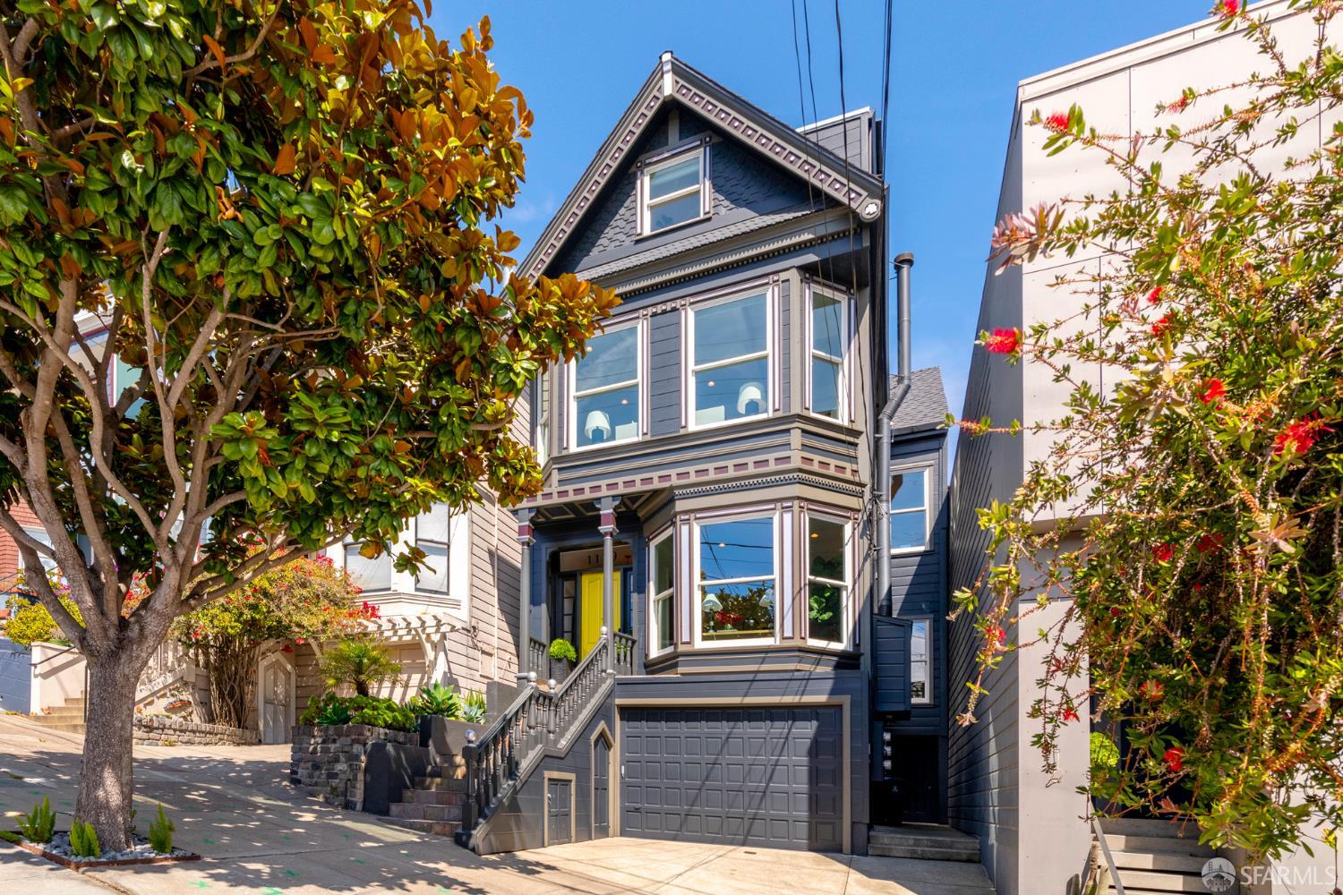 1119 Castro Street