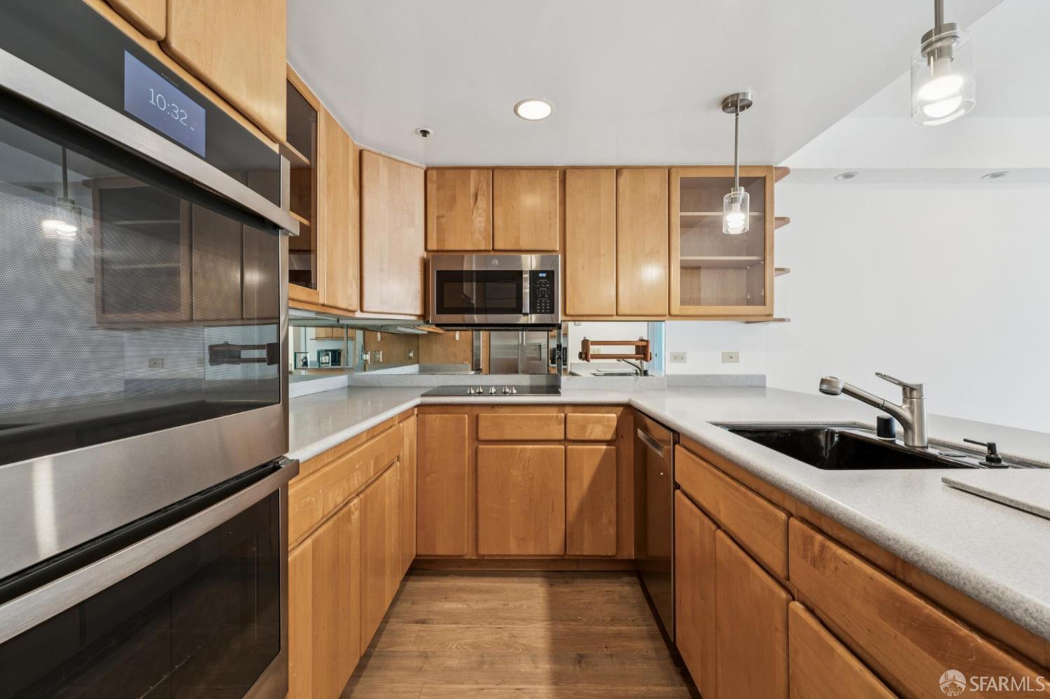601 Van Ness Avenue # 205