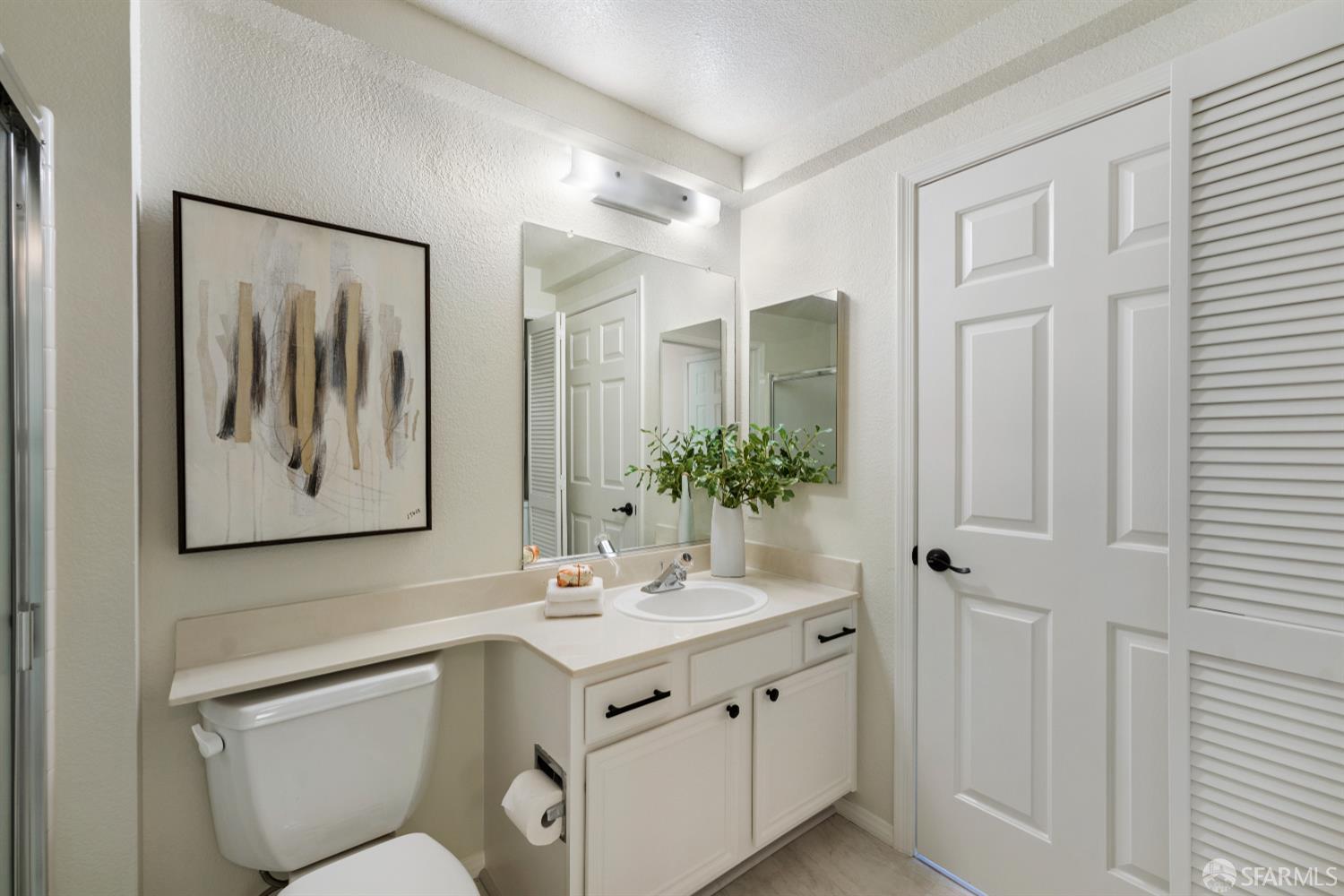 1860 Tice Creek Drive # 1452