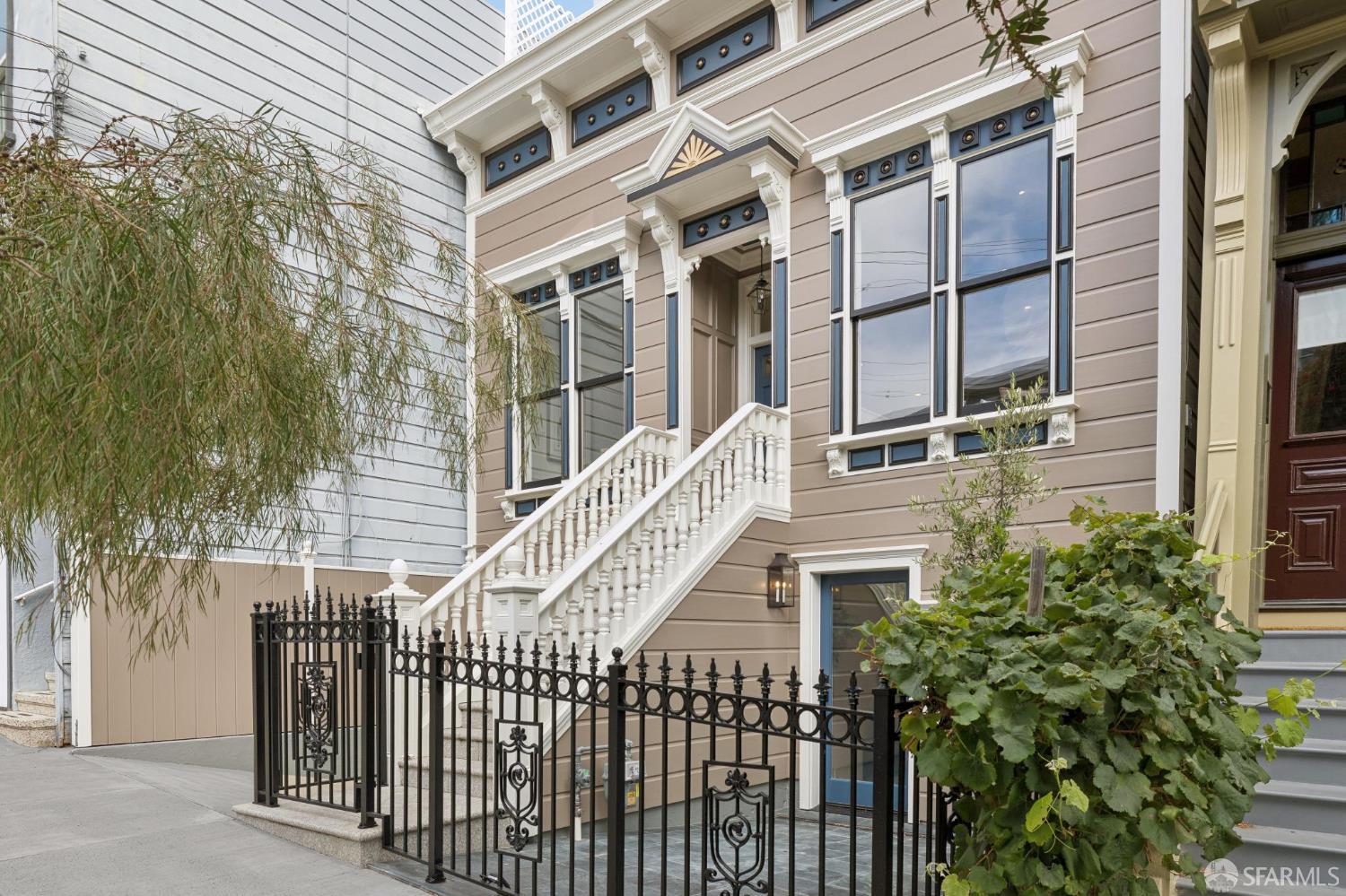 346 Duncan Street