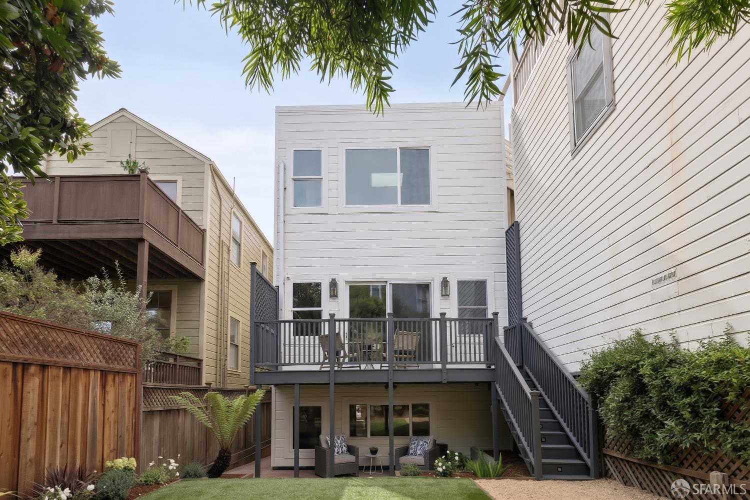 346 Duncan Street