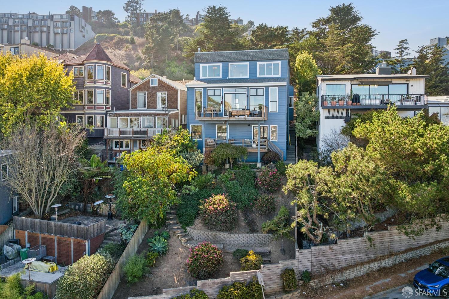 1911 Diamond Street