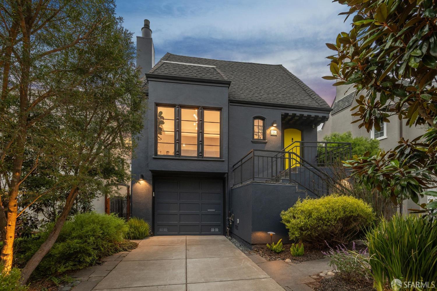 292 Juanita Way