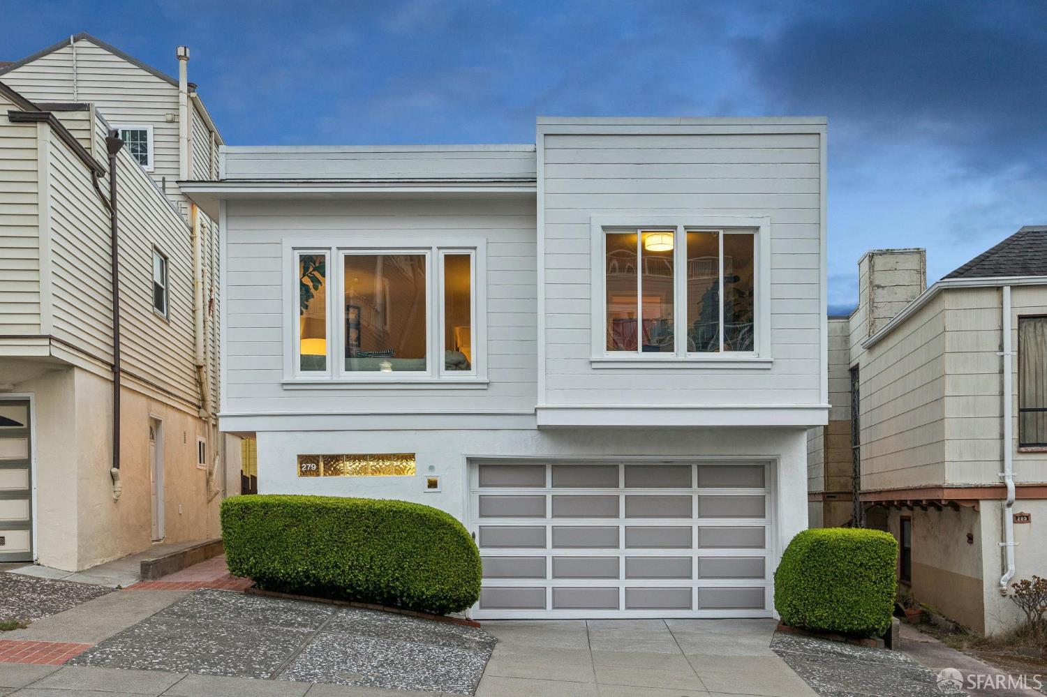 279 Ulloa Street
