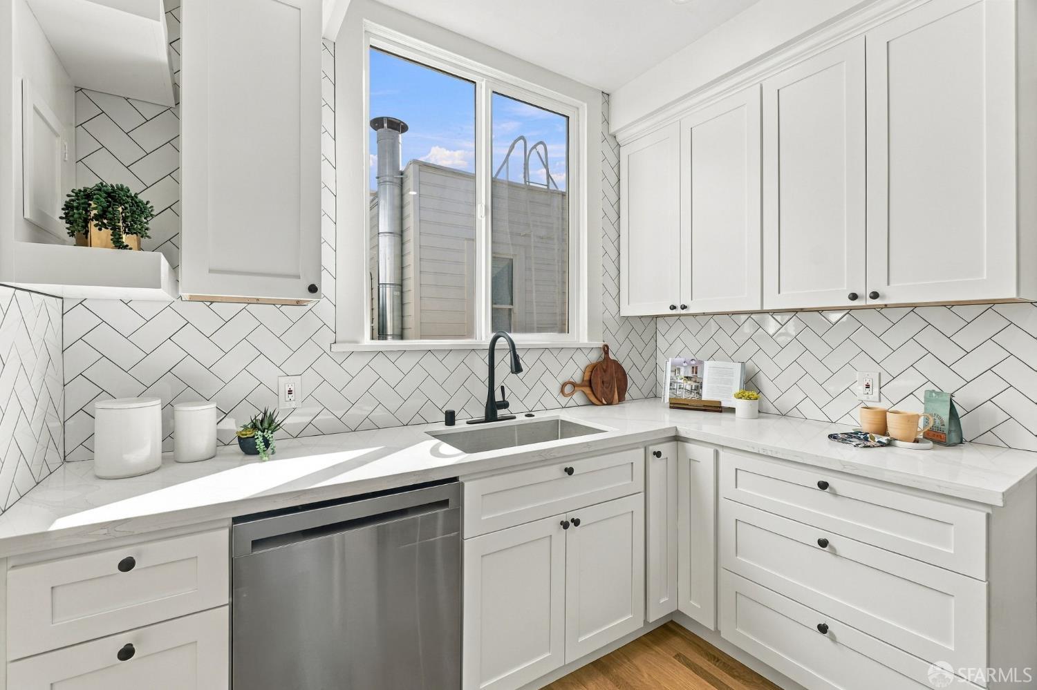 1915 Laguna Street # 3