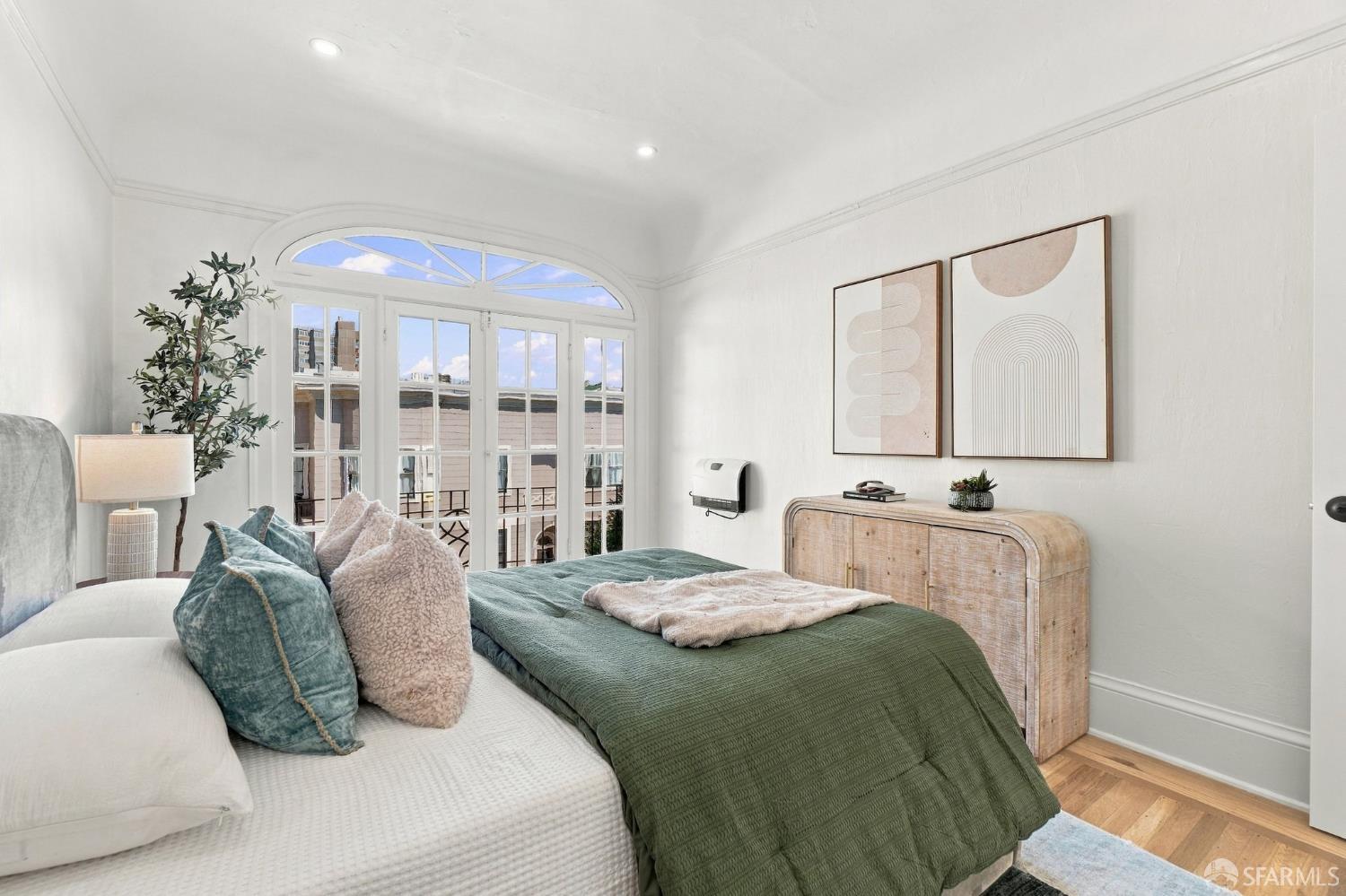 1915 Laguna Street # 3