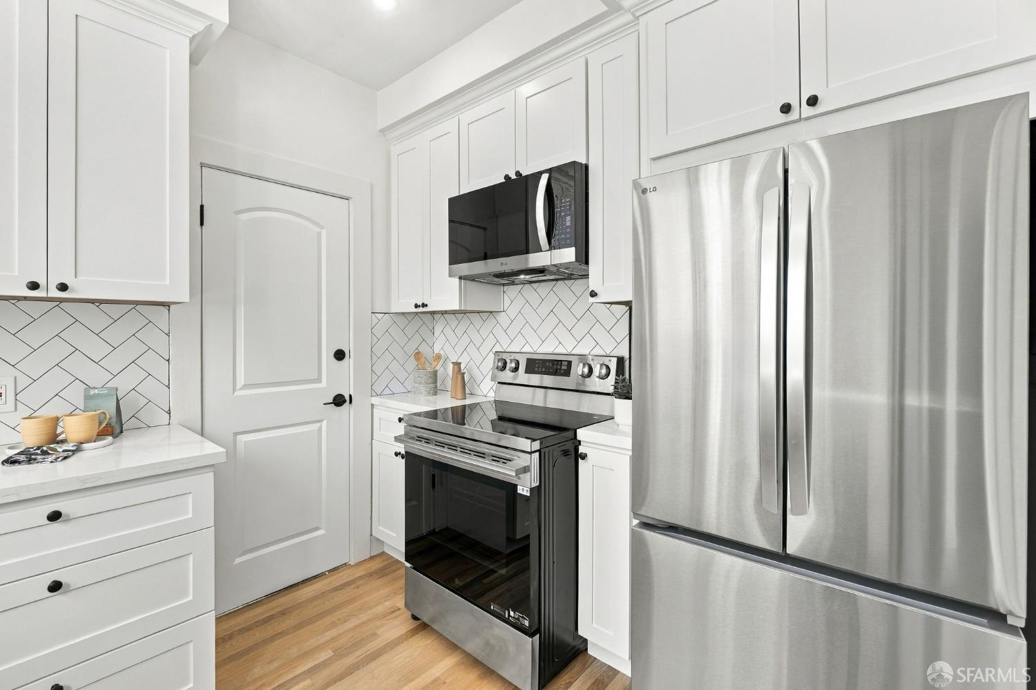 1915 Laguna Street # 3