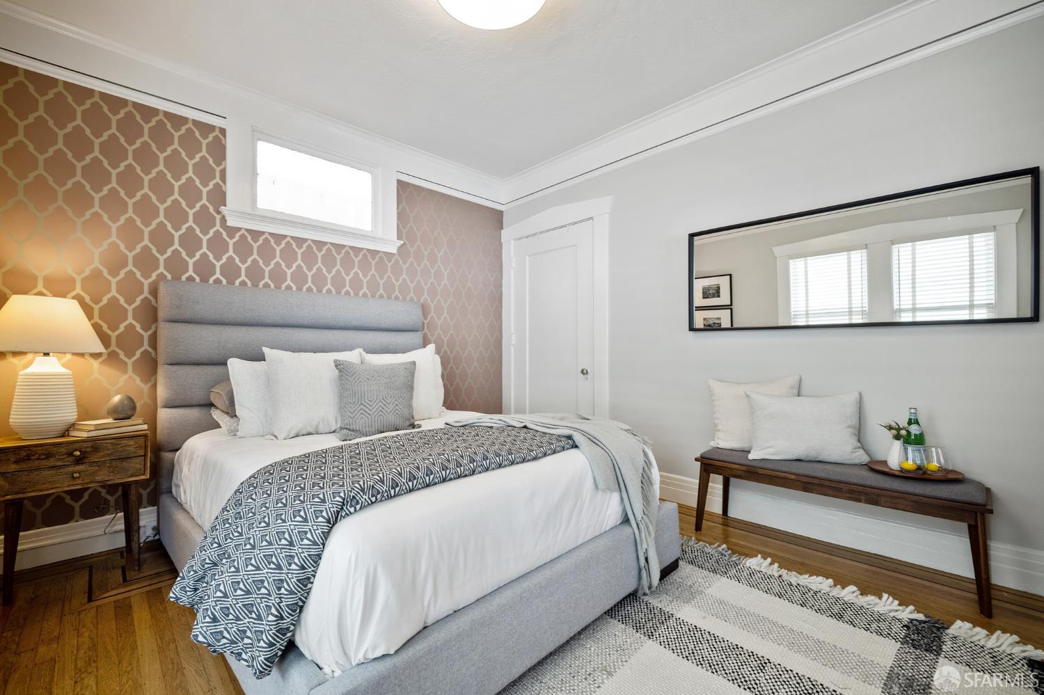 1200 Castro Street # 1