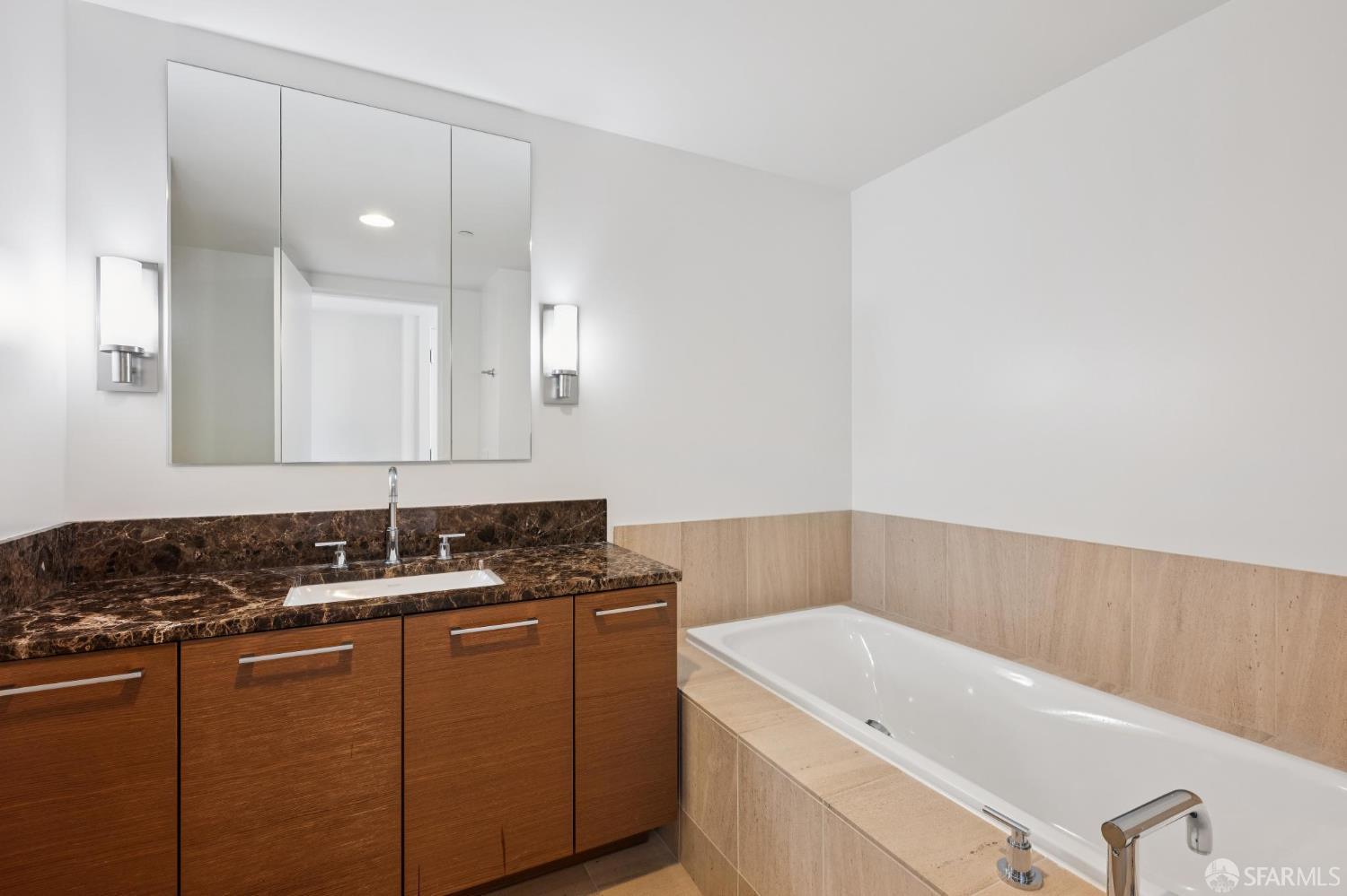 301 Mission Street # 25E