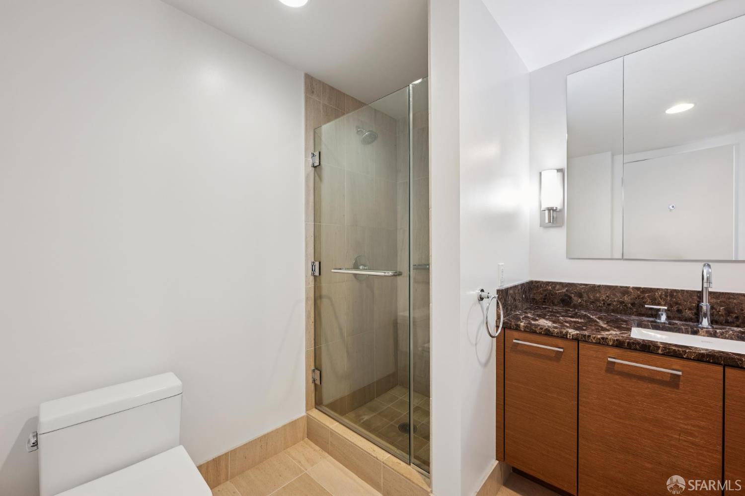 301 Mission Street # 25E