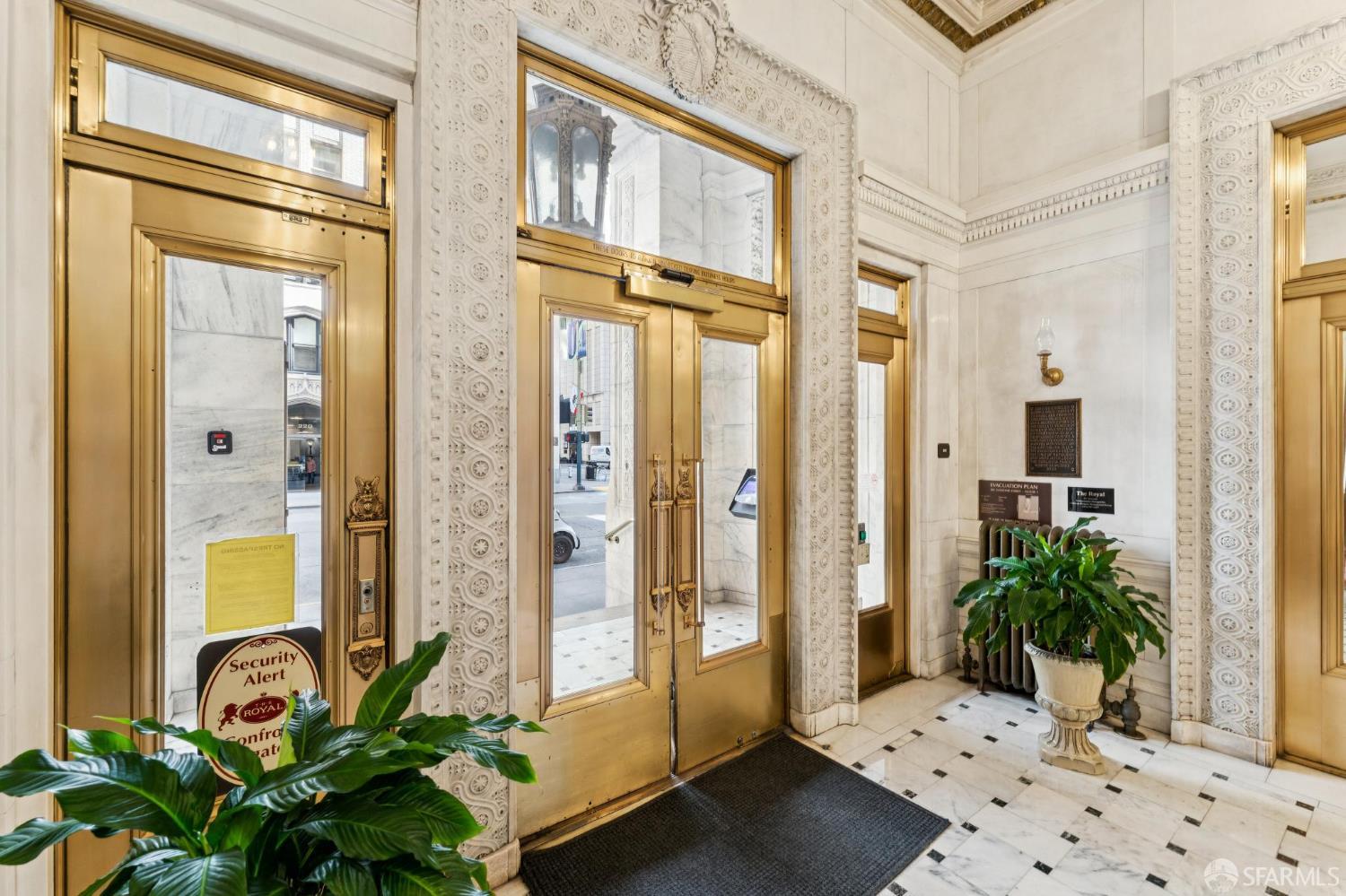 201 Sansome Street # 1004