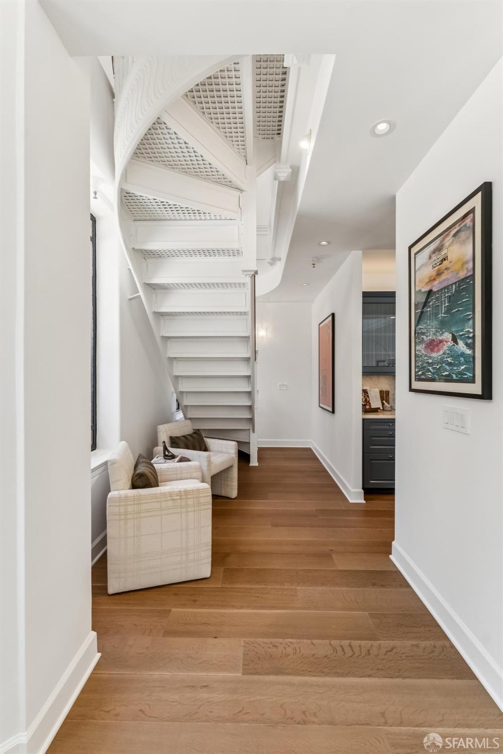 201 Sansome Street # 1004