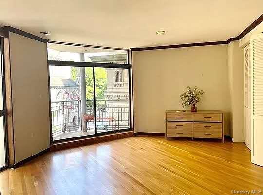 8 W 65th Street Unit: 5A