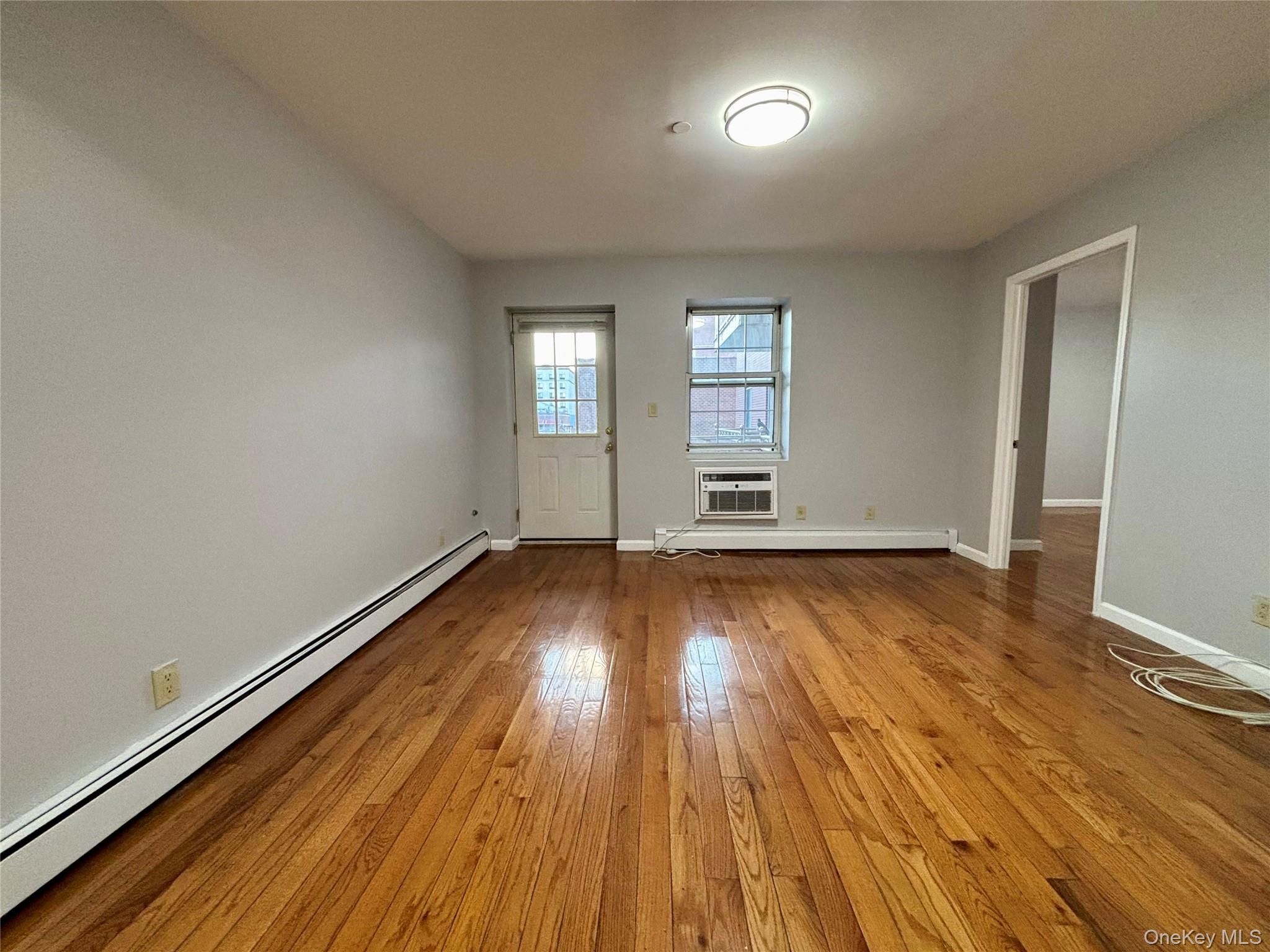 3506 Leavitt Street Unit: 5A