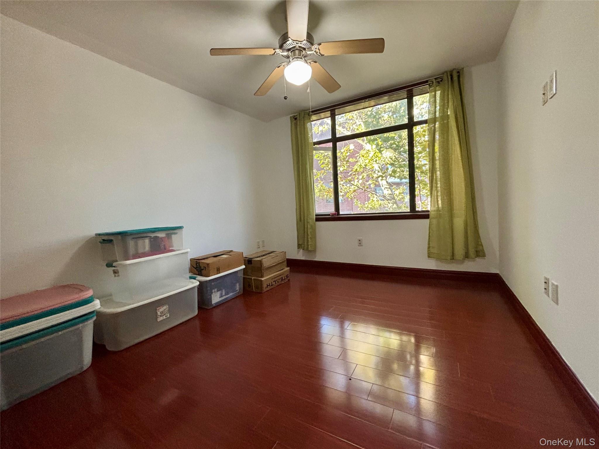 132-29 Blossom Avenue Unit: 3