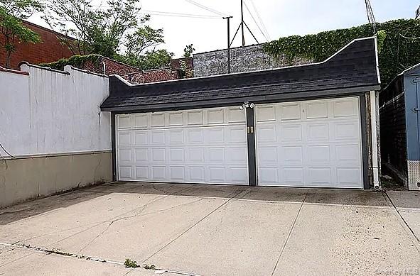 6456 Woodbine Street