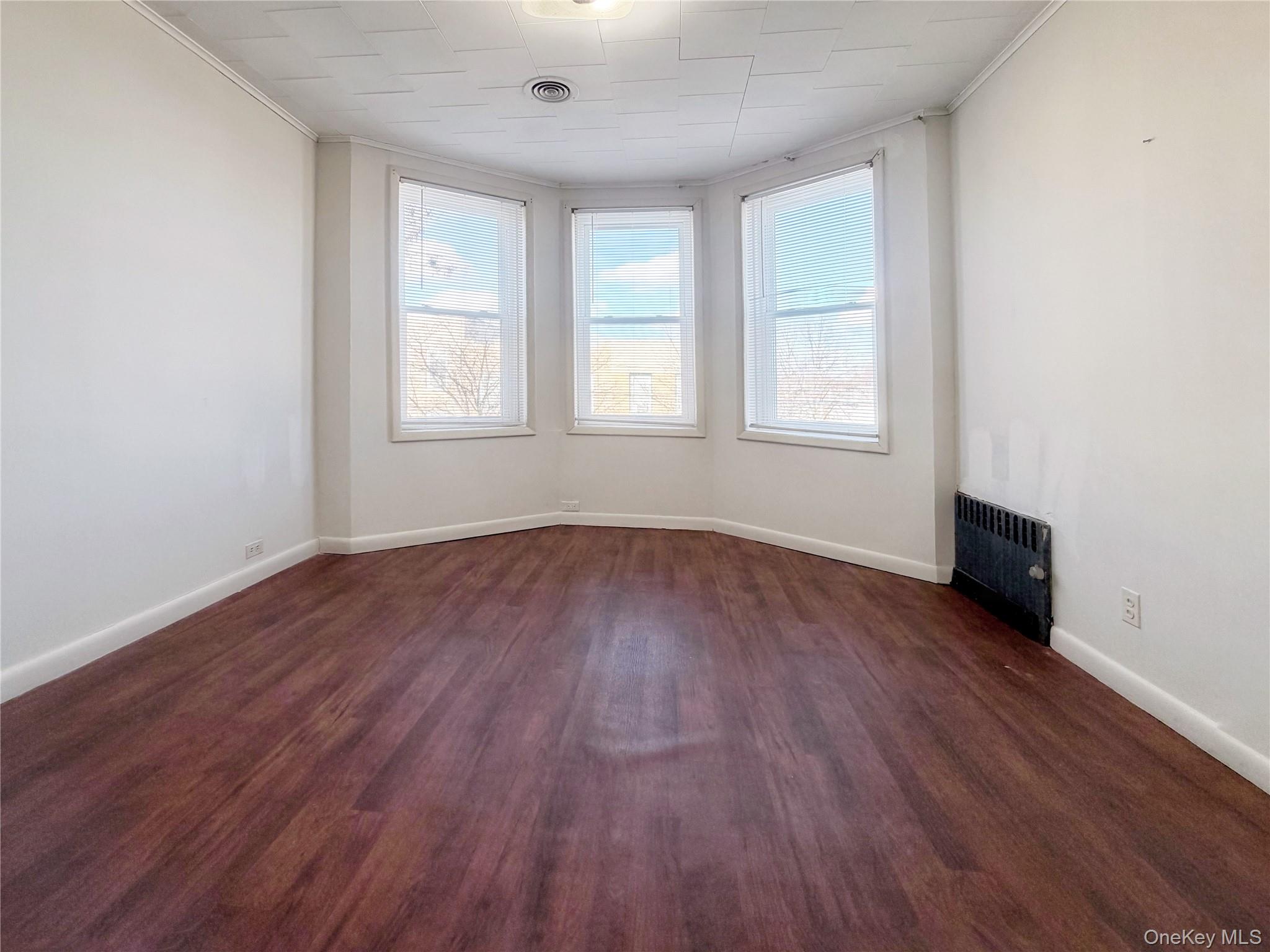 6456 Woodbine Street